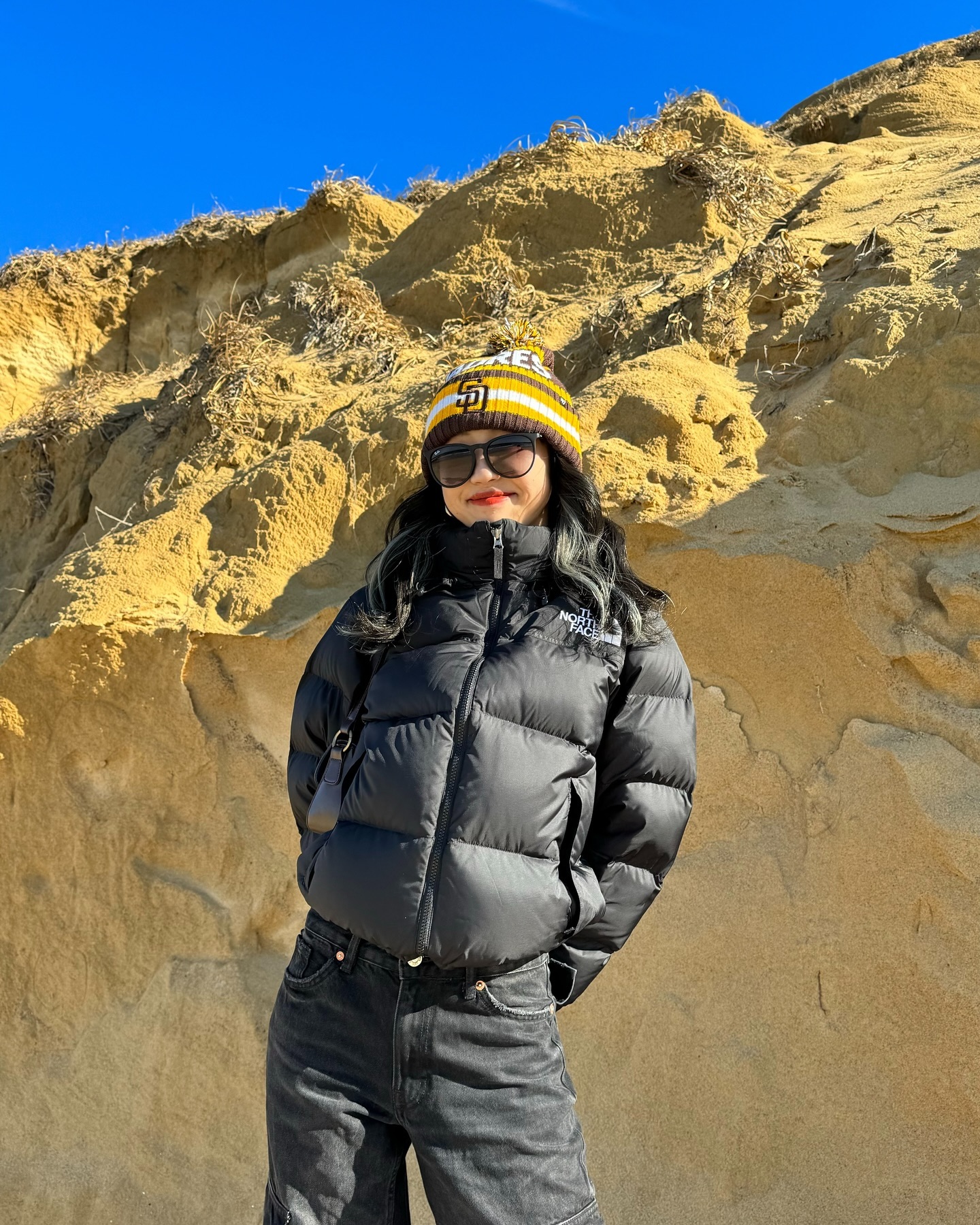 노페 패딩은 블랙🖤제일 편해 이미지4