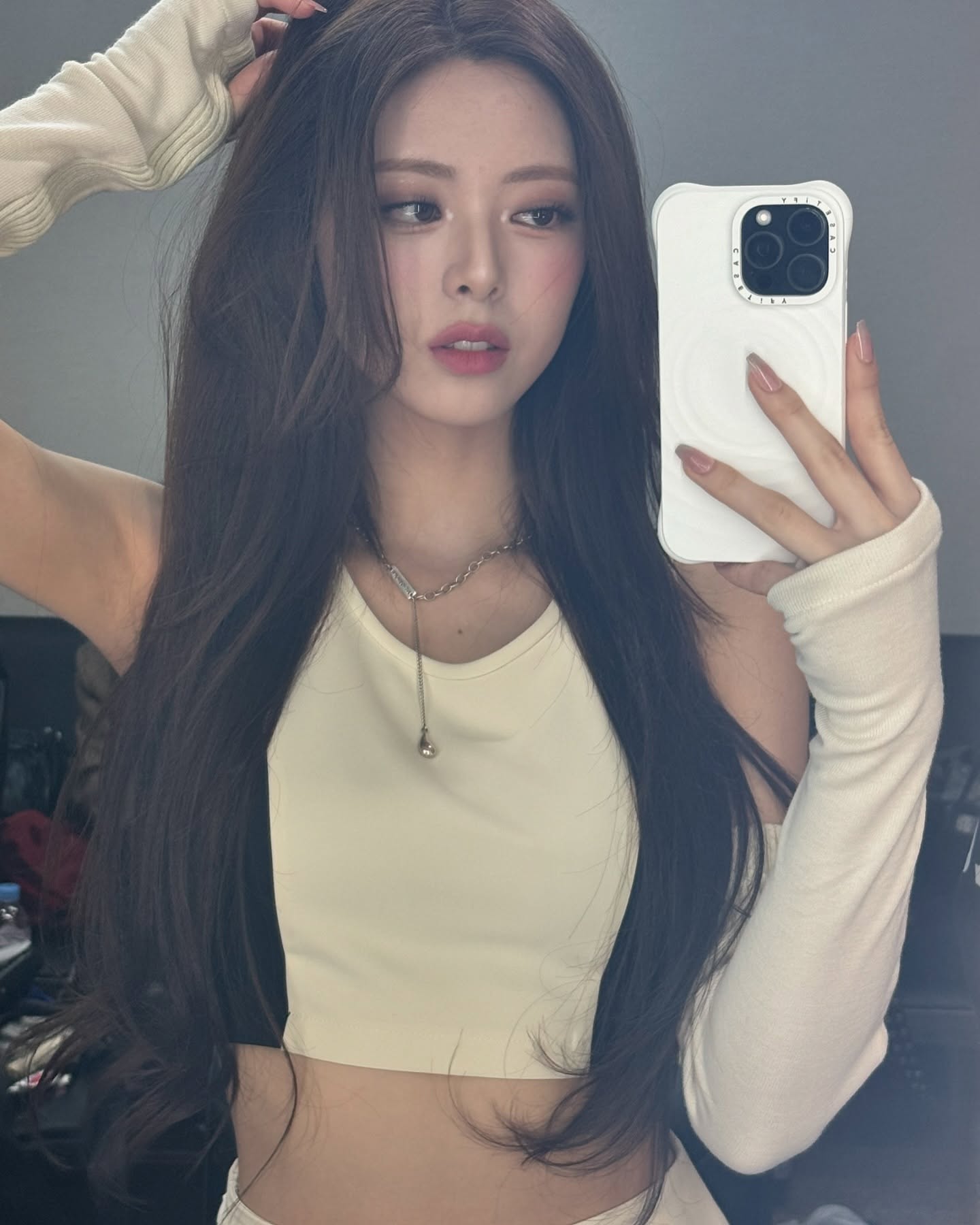 JYP 막내들은 유명한 미녀들👸🏻
레전드로 불리는 제와피 걸그룹의 막내 라인을 소개합니다💖

1. 원더걸스 소희

2. 미쓰에이 수지

3. 트와이스 쯔위

4. 있지 유나

5. 엔믹스 규진 이미지8