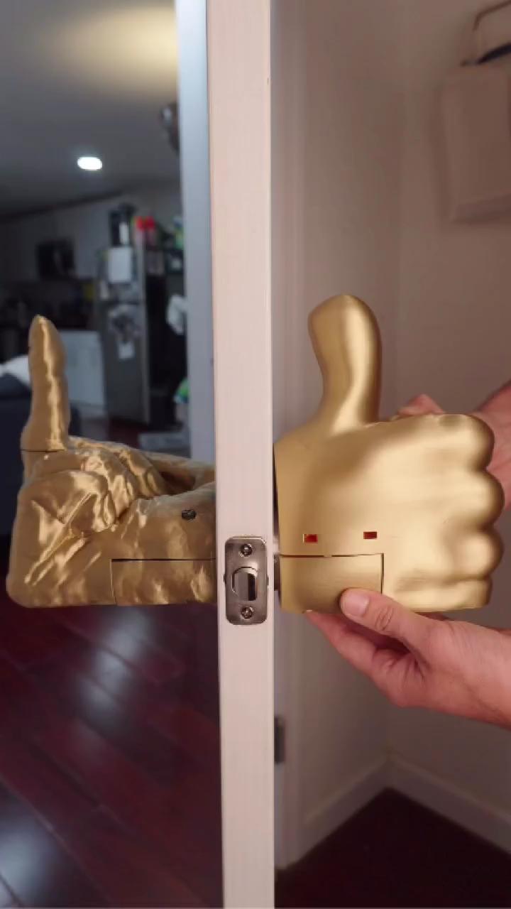 지금은 방해 말아주세요..👊🏻 이미지