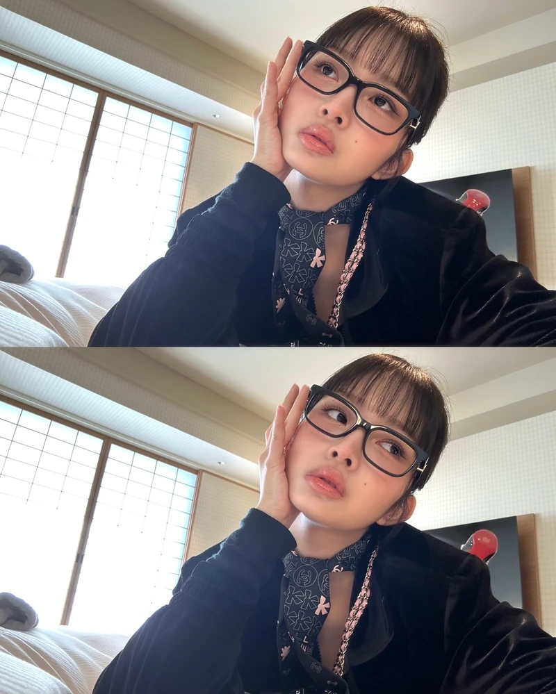 찐힙쟁이들의 아이웨어 컬렉션👓
추억의 빨간 안경부터 Y2K 무테 안경 스타일까지 다양하게 골라 보기✅ 이미지8
