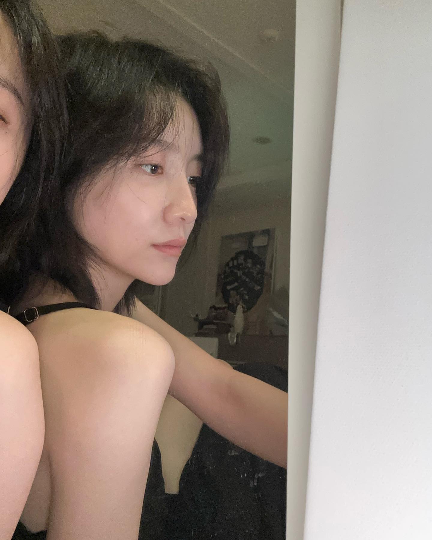 단발여신 박지현의 미니멀 패션🖤
세련된 무드의 꾸안꾸st 사복코디 모아보기✨ 이미지5