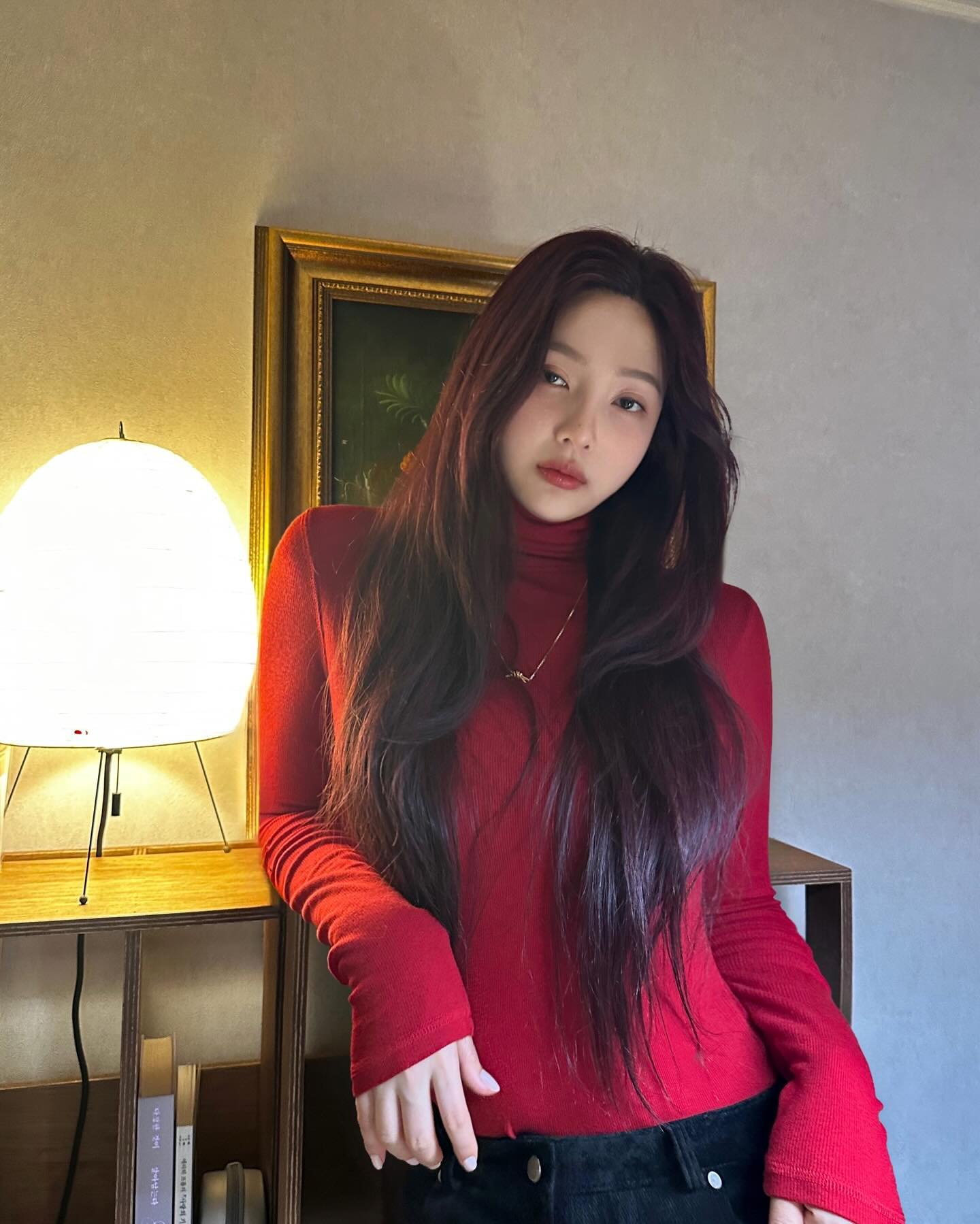 연말룩에 레드는 필수❤️
크리스마스에 @레드 입는건 어때? 이미지