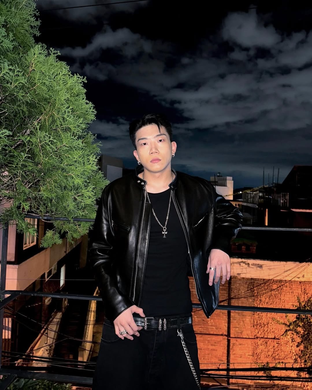 언더그라운드 락스타🎸 이미지6