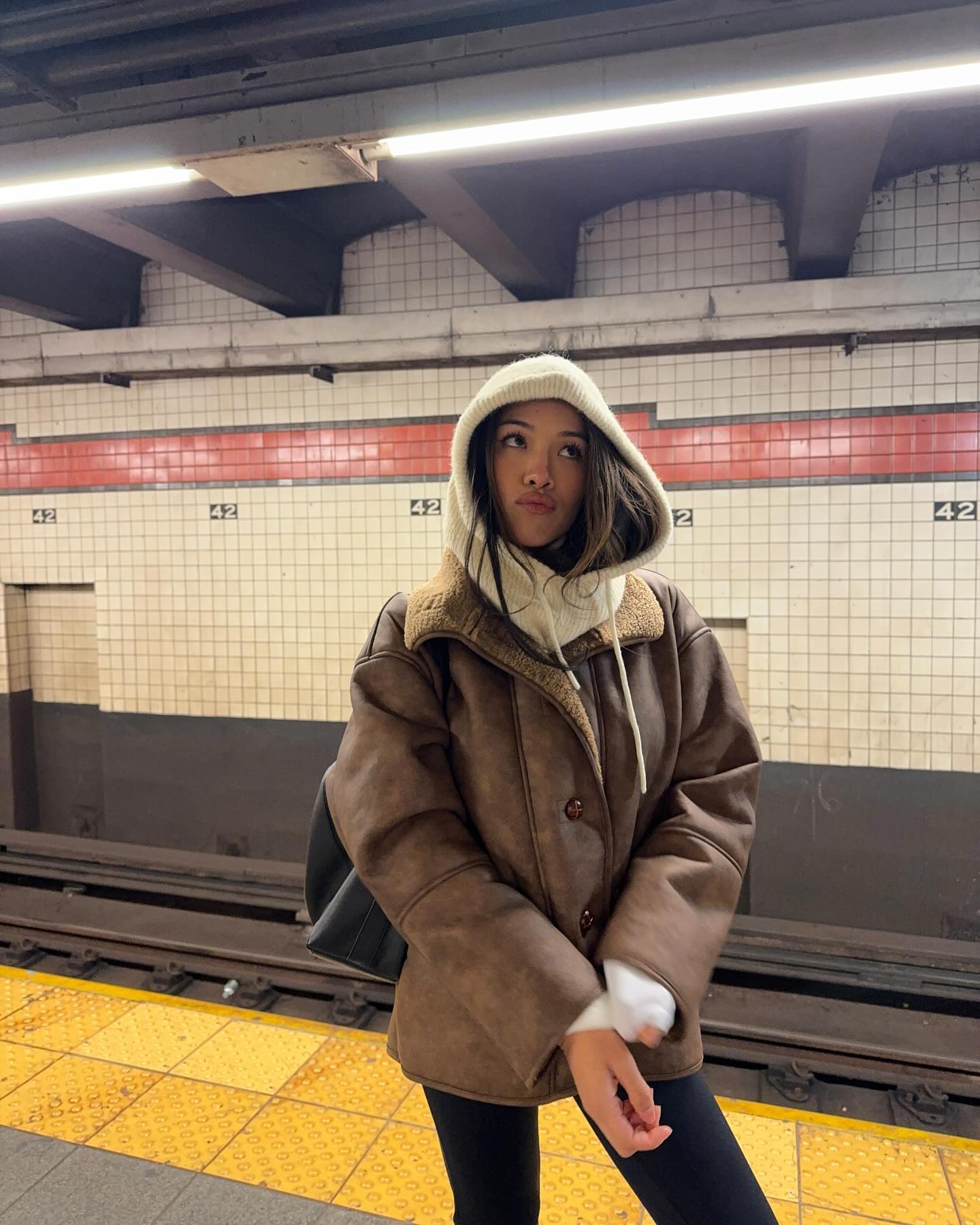 군밤 장수룩🌰🐰바라클라바 코디 이미지7