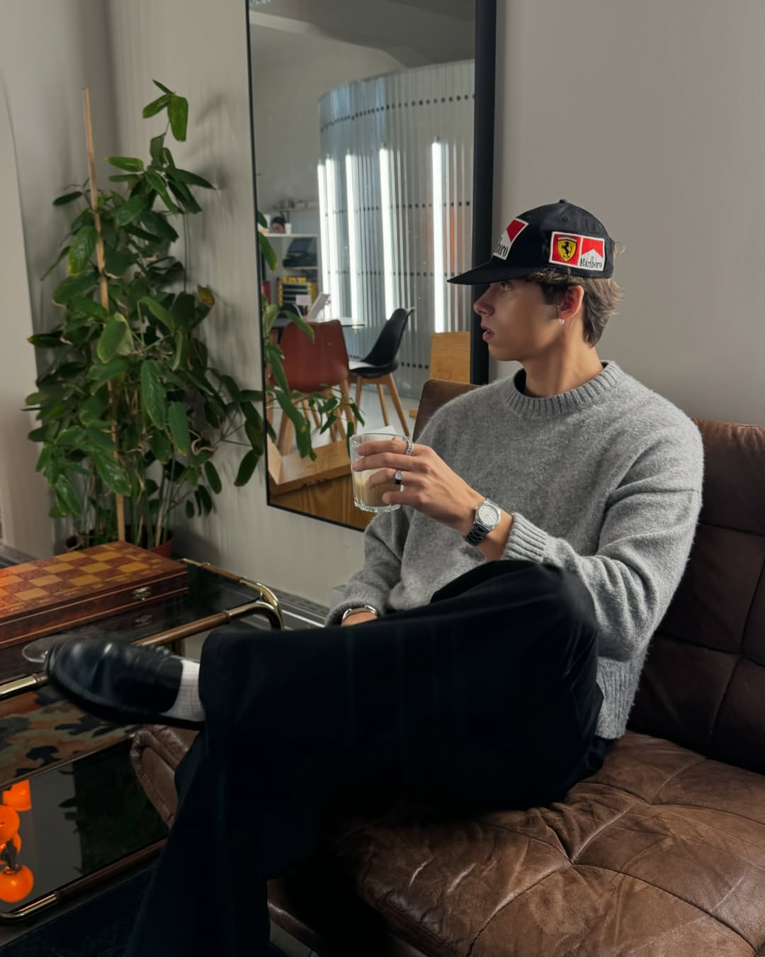 단정하게 그레이니트로☕️ 이미지