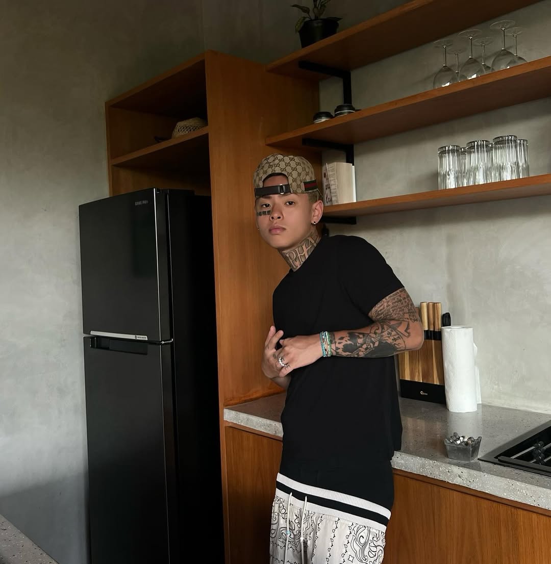 모자는 화려해도 괜찮아🧢 이미지