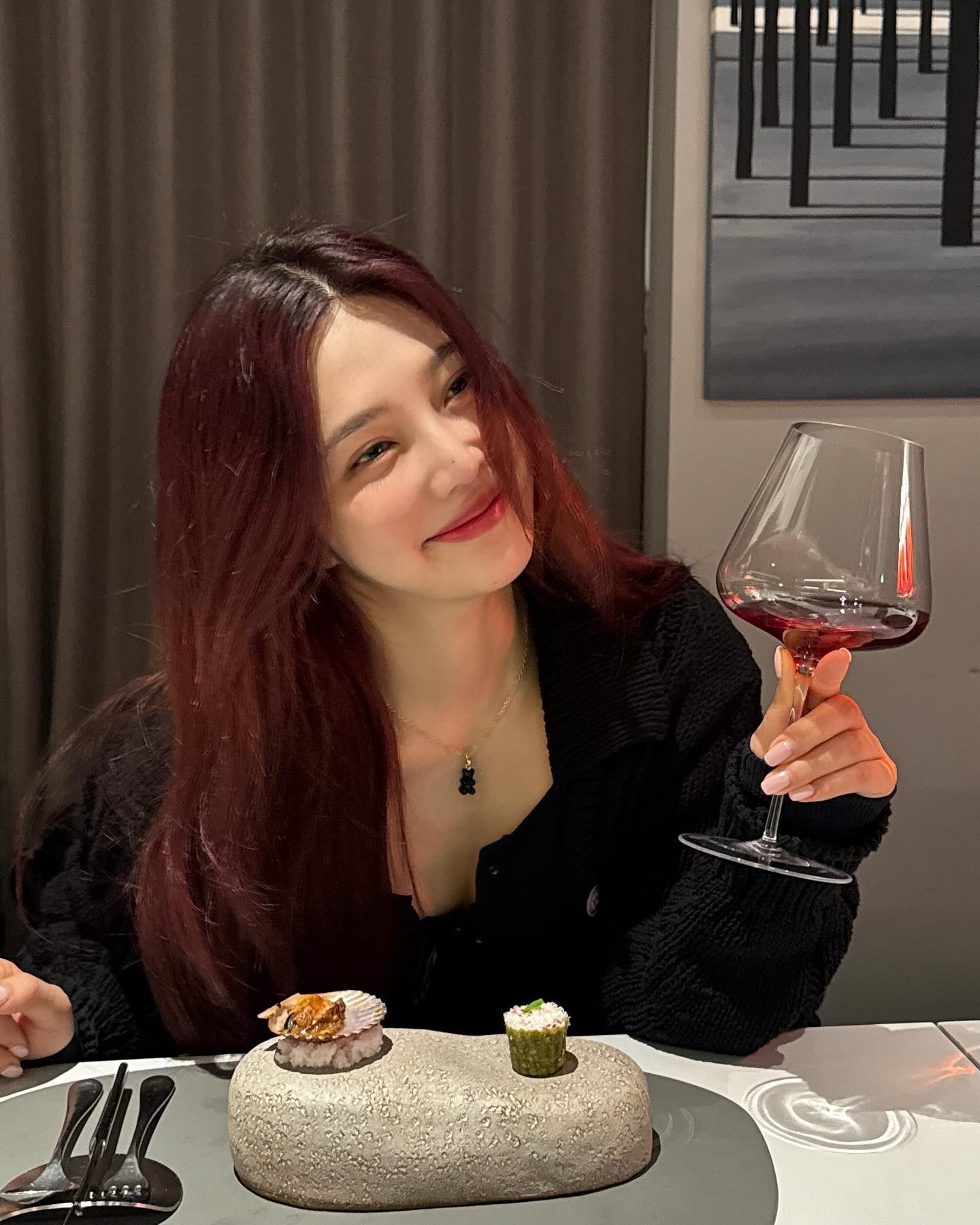 셀럽의 크리스마스는 어땠을까?🎅🏻
속아줄테니까 다시 돌아와주라 @크리스마스..🎄🥹 이미지7