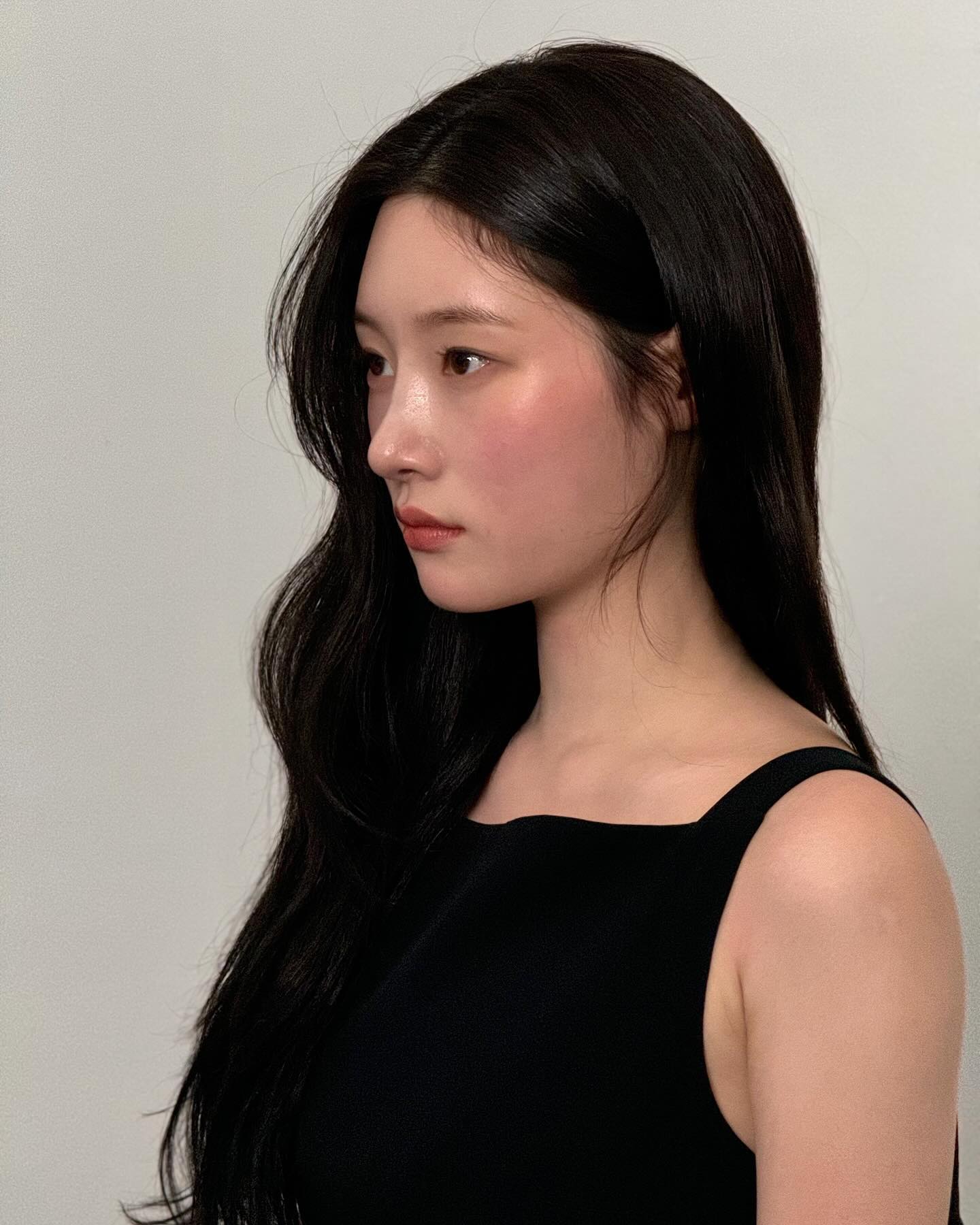 한번 홀리면 답도 없는🦊여우상
유독 미녀들이 많은 연예계 대표 여우상 셀럽 5✨

1. 이주빈

2. 공승연

3. 박수진

4. 김민주

5. 정채연 이미지10