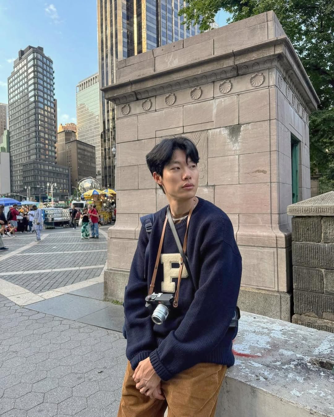 폴로니트 소화력 좋은 류준열🧶 이미지2