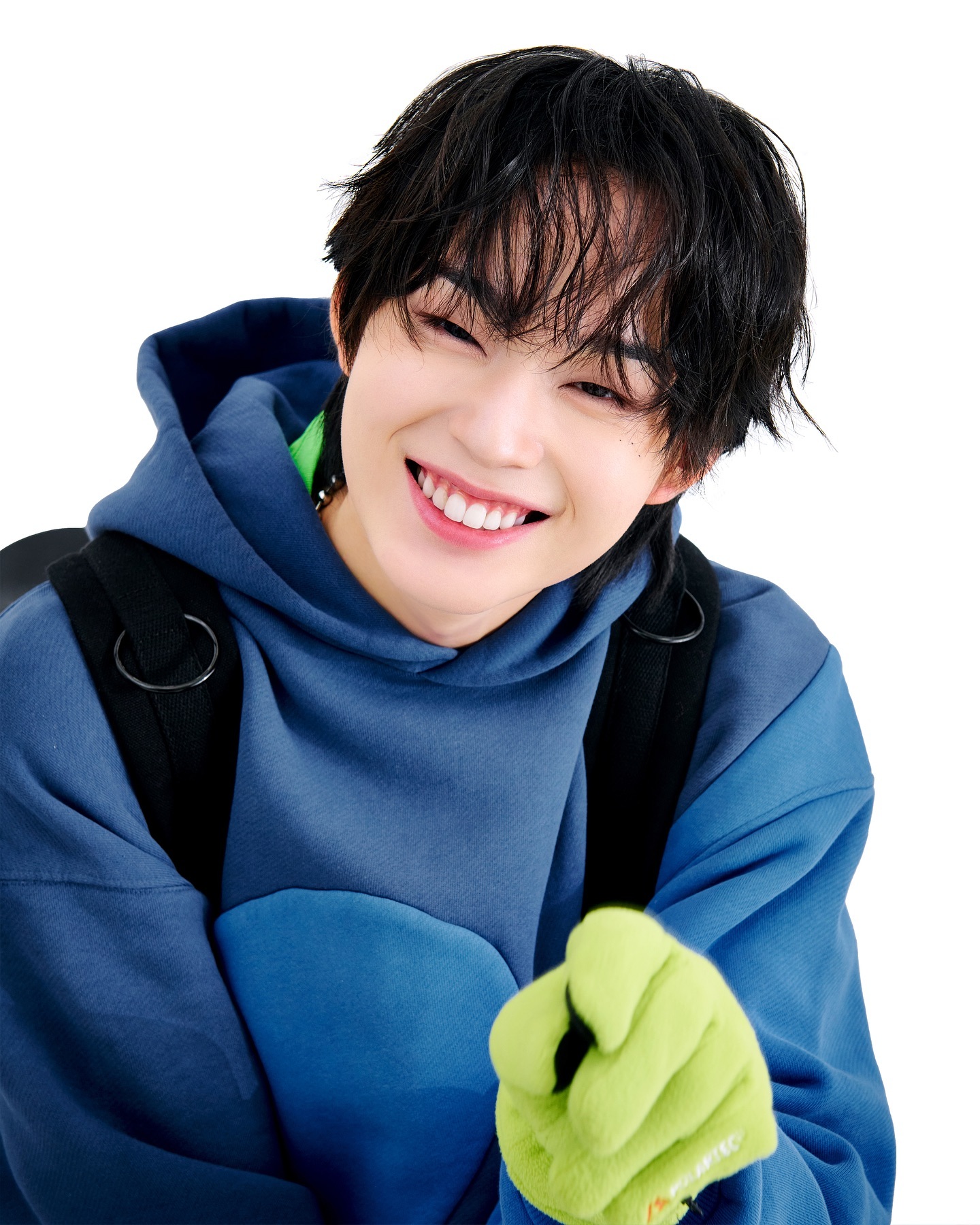 JYP의 신인 남자 그룹 킥플립🔍

JYP엔터테인먼트의 차세대 남자 아이돌이 공개되었습니다. 2004년생부터 2007년생까지 한국인과 일본인으로 이루어진 7인조 그룹입니다. 연습생 기간이 약 10년에 가까운 멤버도 포함된 만큼, 실력 또한 기대가 되는데요. 팀명은 ‘킥플립’으로, 발끝으로 보드를 360도 회전시켜 앞으로 나아가는 기술을 이야기합니다. ‘킥플립’의 의미처럼 기존의 것에 얽매이지 않고 새롭게 활약하겠다는 포부를 담았습니다.

사진 2부터 차례대로 계훈, 아마루, 동화, 주왕, 민제, 케이주, 동현의 프로필 사진입니다. 여러분의 원픽 멤버가 있나요? 있다면 어떤 멤버인가요?

1월 20일, 킥플립의 첫 미니 앨범 ‘Flip it, Kick it!’이 발매됩니다. 미리 먼저 만나보고 싶으시다면, 마지막 슬라이드로 넘겨 선공개된 수록곡‘응 그래’ 뮤직비디오를 감상해보세요! 이미지6