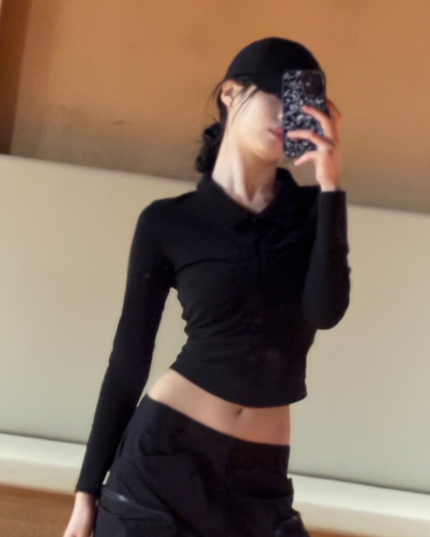 베몬 아현의 몸매 비결은 러닝?🏃‍♀️
평소 런닝머신 속도 10으로 두 시간 뛴다는 베이비몬스터 @아현❤️ 이미지7