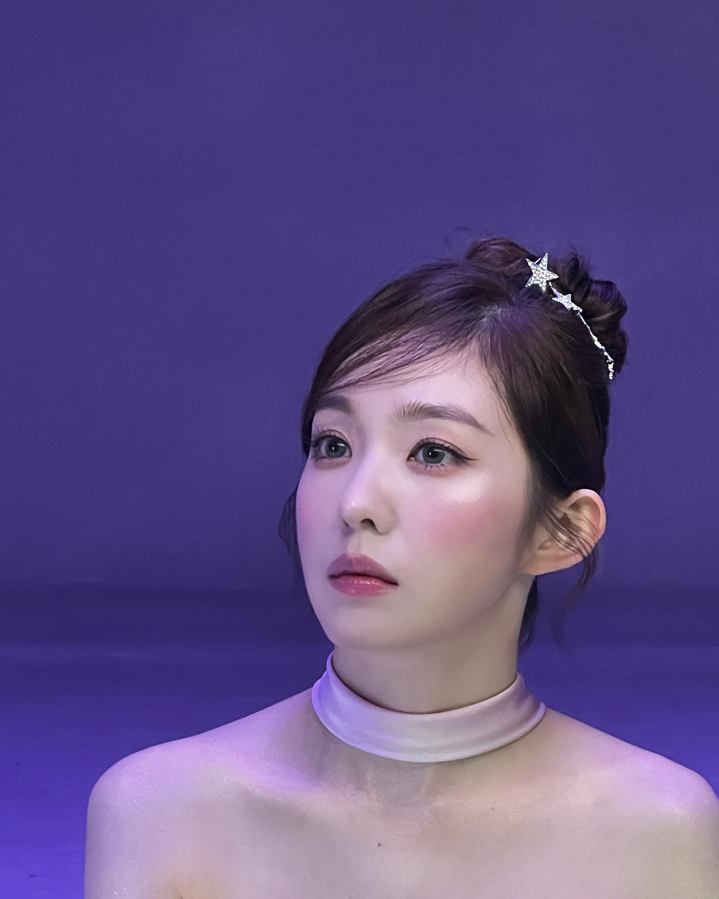 퍼스널컬러로 본 사계절 셀럽들☀️

퍼스널컬러 하나만 알아도 나에게 맞는 스타일을 찾을 수 있어 많은 사람들이 관심을 가지는 주제인데요. 그래서 준비한, 퍼스널 컬러별 대표하는 셀럽들을  소개합니다.❤️ 자신에게 어울리는 컬러를 찾아, 찰떡같은 스타일링에 도전해보세요!

1. 봄
라이트 - 윤아
브라이트 - 아이유

2. 여름
라이트 - 아이린
뮤트 - 문채원

3. 가을
뮤트 - 이성경
딥 - 제니

4. 겨울
브라이트 - 선미
딥 - 임지연 이미지