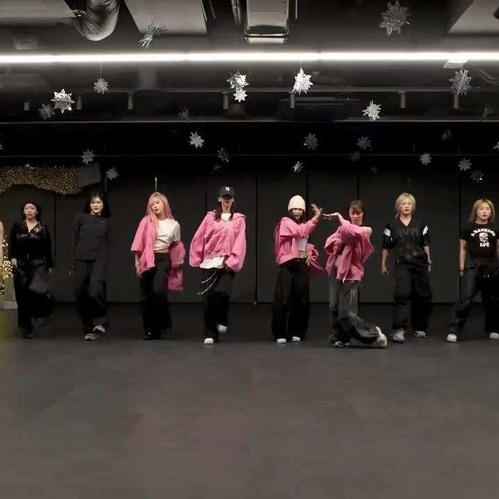 핑크 후디 에~오🩷@에스파
장바구니에 당장 핑크 후디 추가해야지💕 이미지