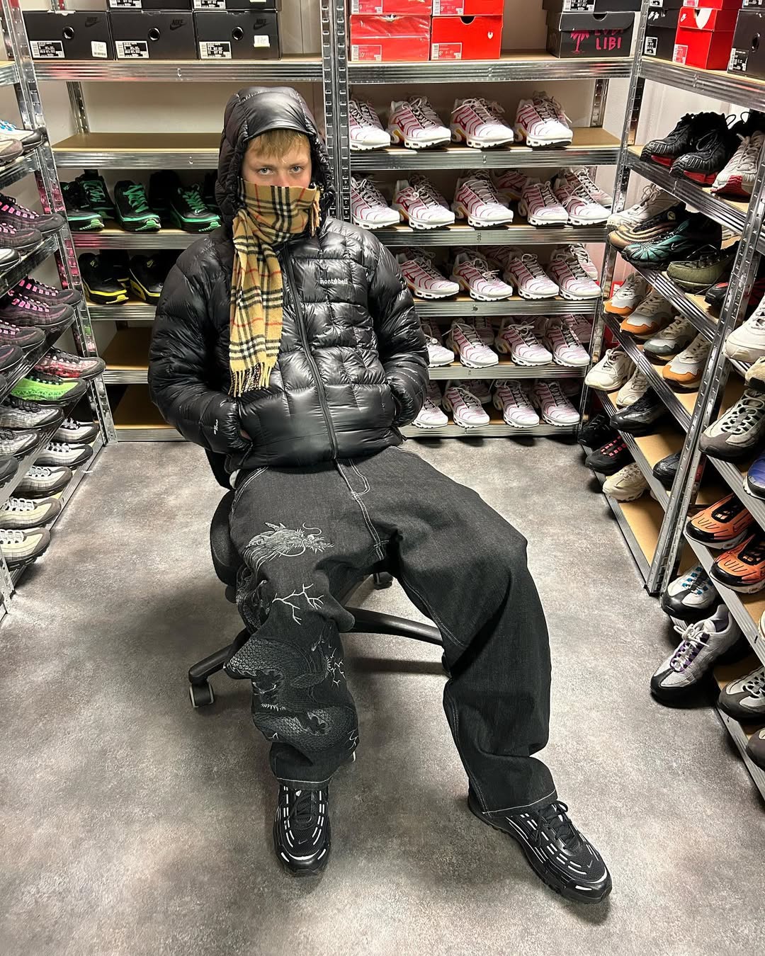 몽벨 패딩 유명하자나🥶 이미지6