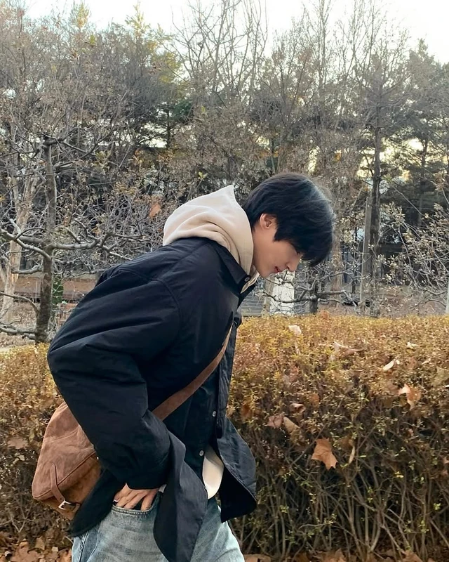 연관 토픽 이미지