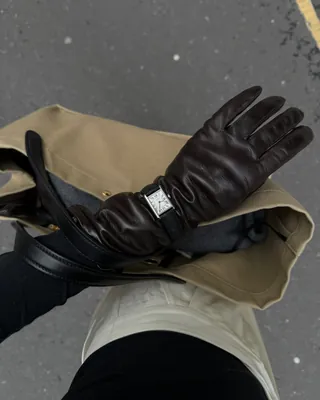 미니멀룩에 찰떡인 까르띠에 시계⌚️✨ 이미지