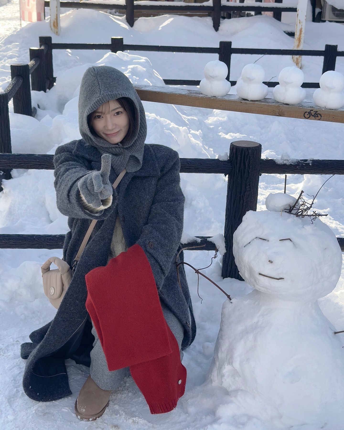 이번주는 어그로 살아남기🤎
트레이닝 팬츠와 함께 매치해 더 편하게✨ 이미지5