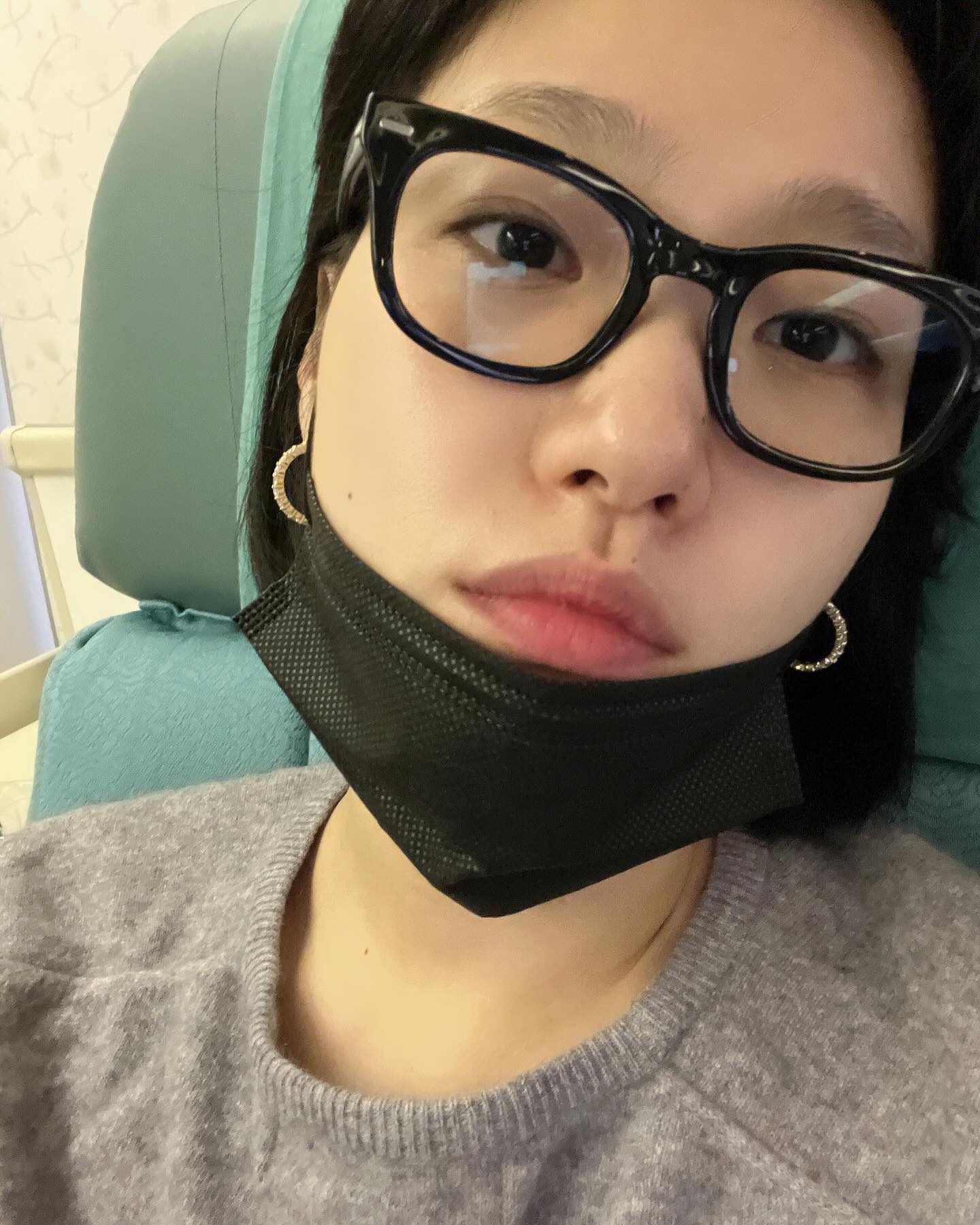 다들하는🤓🖤못생긴 안경 효능 이미지