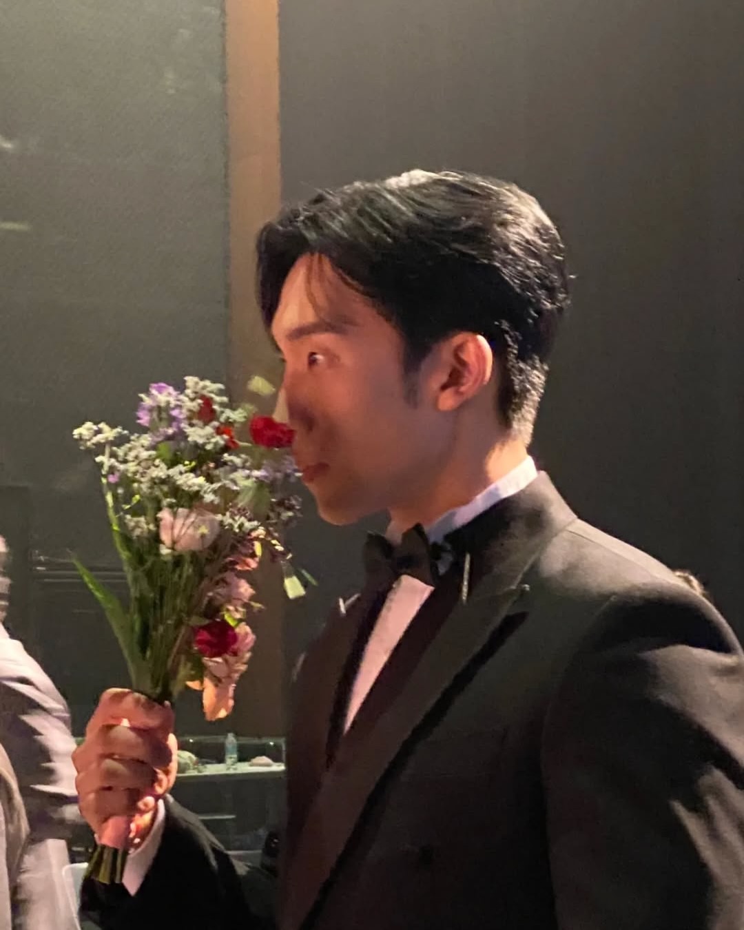이상이 이미지