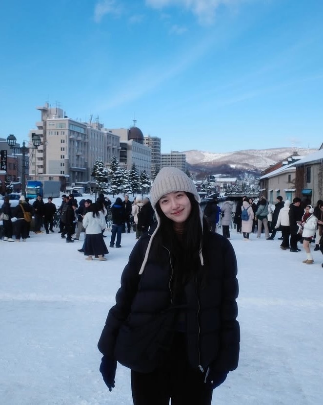 요즘 러블리 모범패딩🖤🤍표예진 이미지1