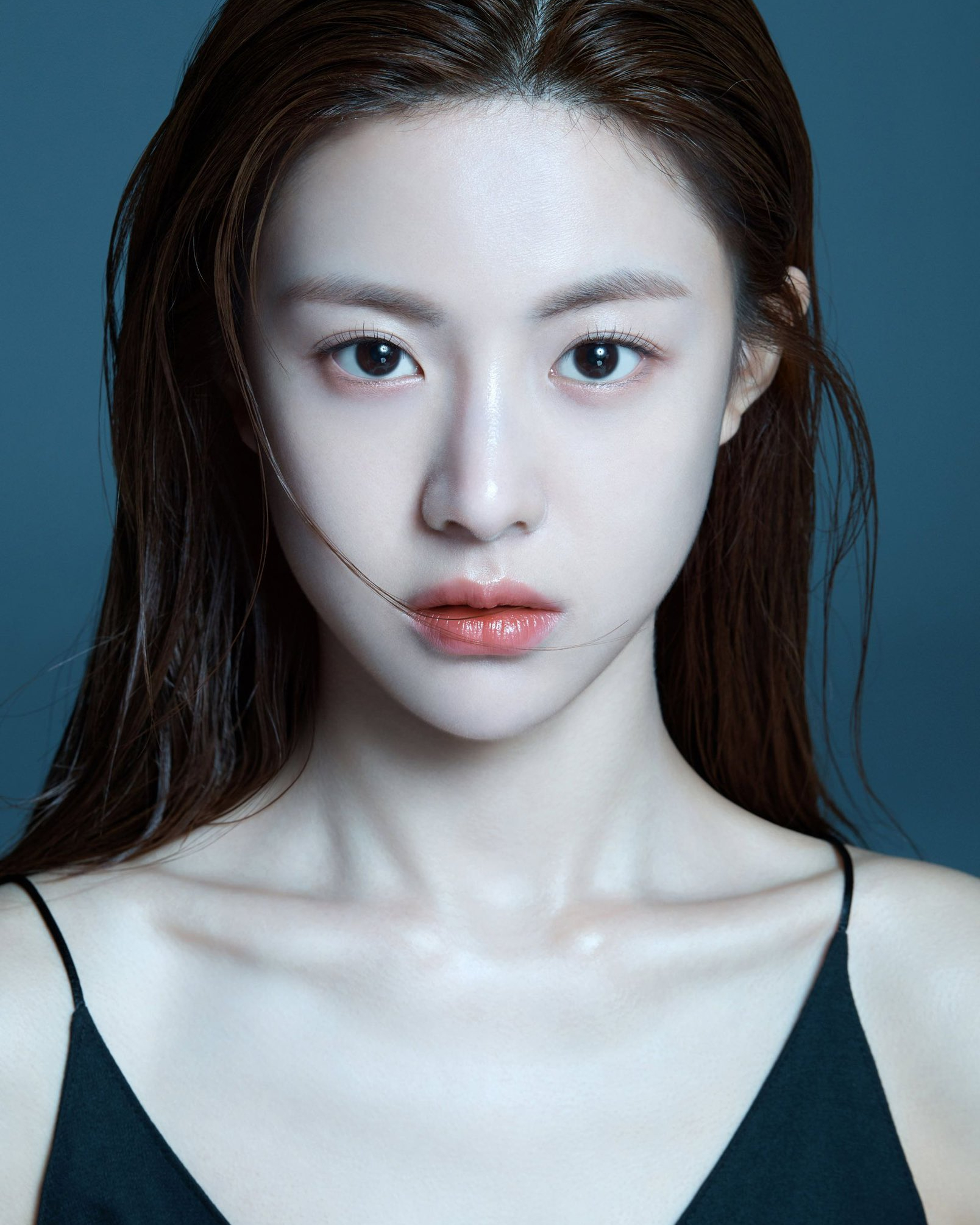 꽃사슴상들만 있다는 이 소속사🦌🌷

고윤정이 소속된 MAA 회사는 꽃사슴 같은 미모를 가진 배우들이 많이 소속된 곳으로 유명한데요. 어떤 배우들이 이 회사에 속해 있는지 함께 알아볼까요?✨

1. 고윤정

2. 홍수주

3. 성지영

4. 노윤서

5. 정다빈 이미지6