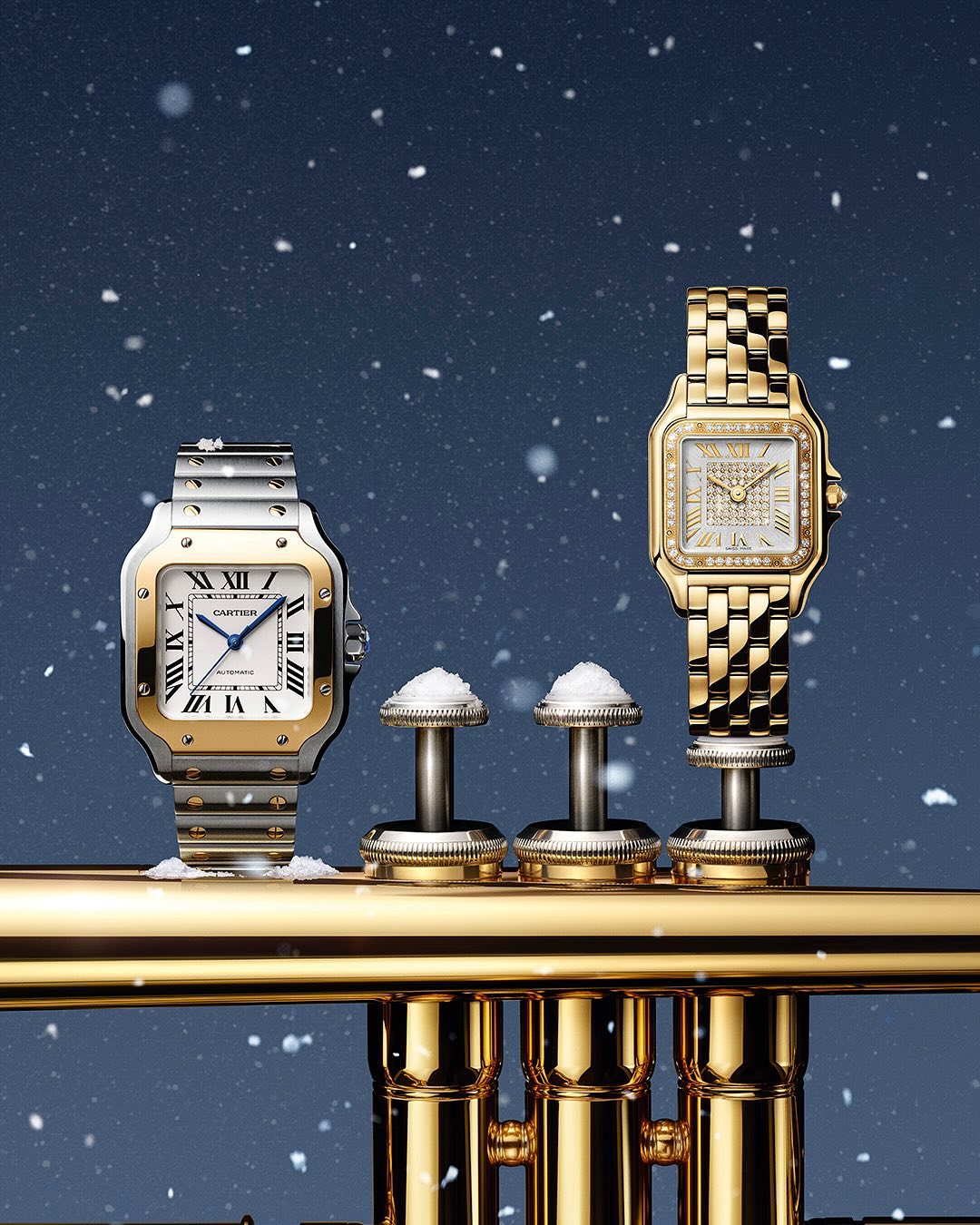 까르띠에도..가격 인상🥲
까르띠에(Cartier)가 내달 2월 4일부터 국내 판매 제품의 가격을 평균 6% 인상합니다. 주얼리 제품은 약 6%, 시계 제품은 6-7% 정도 오른다고 합니다. 이렇게 인상된다면 가장 많이 찾는 시계인 탱크 머스트 스몰 가죽 모델도 500만 원에 육박하게 됩니다. 인상 전 오픈런 열기가 더 뜨거워질 듯합니다.
까르띠에뿐만 아니라 최근 여러 명품 브랜드들이 연이어 가격을 올리는 추세입니다. 샤넬(CHANEL)도 이달 초 일부 플랩백 제품의 가격을 인상했죠. 대표적으로 ‘코코핸들’ 미디움 사이즈는 900만 원에서 931만 원으로, 라지 사이즈는 983만 원에서 1017만 원으로 올랐습니다. 반 클리프 아펠(Van Cleef & Arpels) 역시 인기 제품인 빈티지 알함브라 펜던트(말라카이트 기준)를 476만 원에서 495만 원으로 약 4% 인상했습니다.
올해 들어 주요 명품 브랜드들이 앞다퉈 가격 인상을 발표하고 있는 상황인데요, 구매 계획이 있으신 분들은 하루빨리 부티크로 달려가셔야겠습니다🏃♀️💨 이미지3