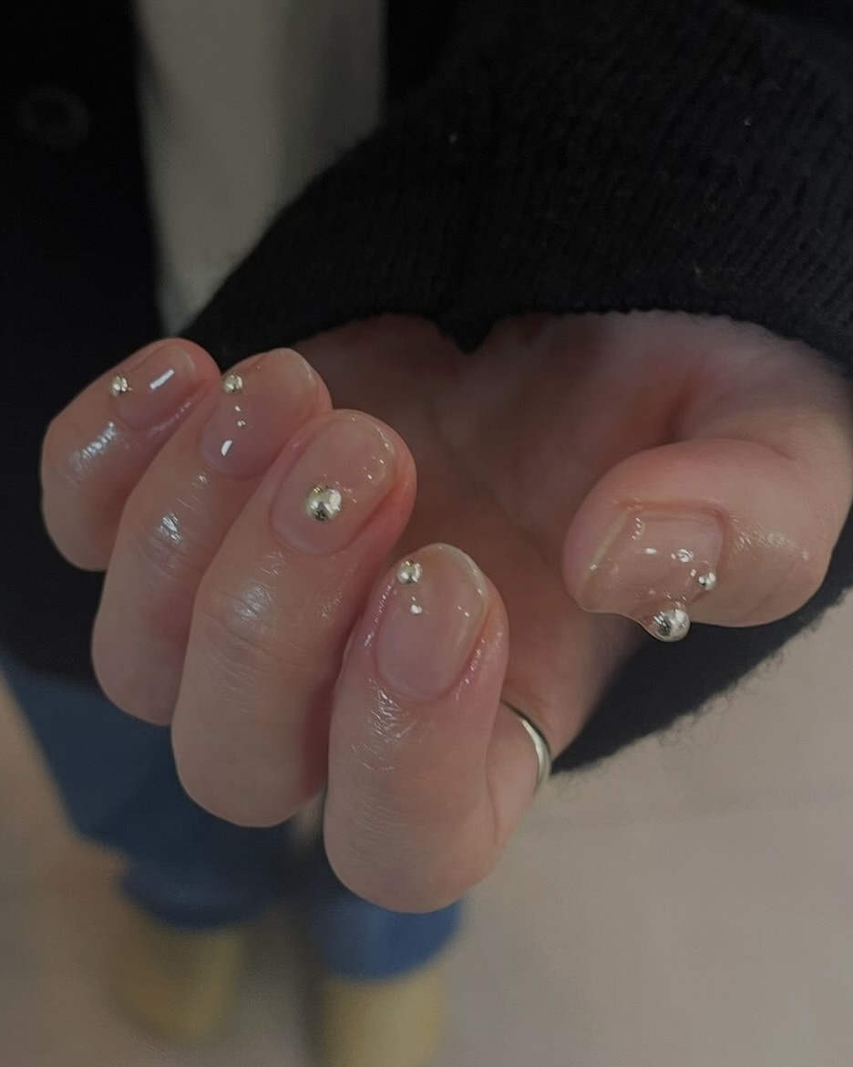 짧은 손톱도 예쁘게 해보자고💅 이미지