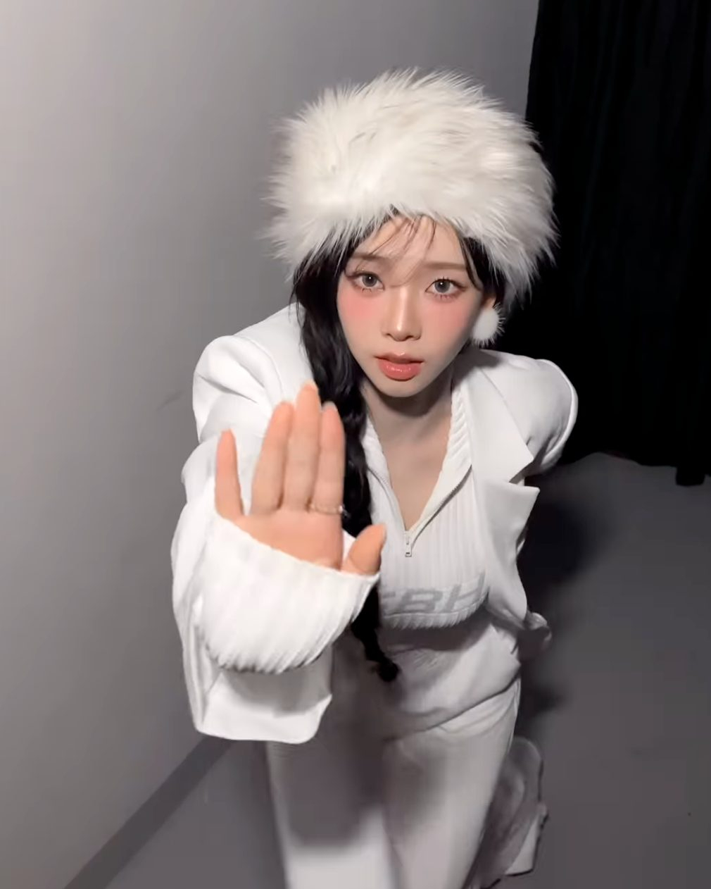 내일 월요일이여도 괜찮은 이유✋🏻
이 노래만 있으면 뭐든 괜차나~딩딩딩딩딩 딩딩딩딩딩🎵 이미지