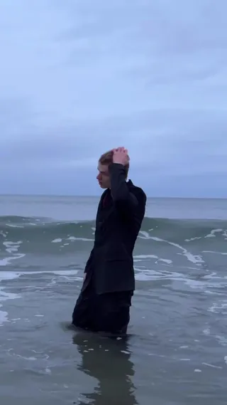 월요일 출근 모습😱 이미지