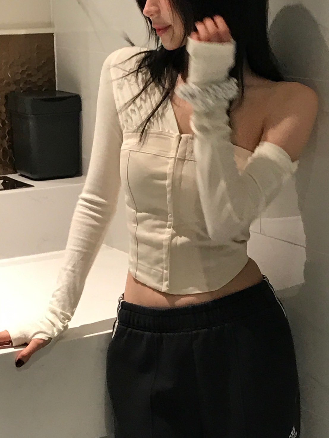 떠오르는 사복 강자🖤✨베몬 아사
아사의 타고난 미감이 돋보이는 사복 스타일링 모음.zip 이미지5