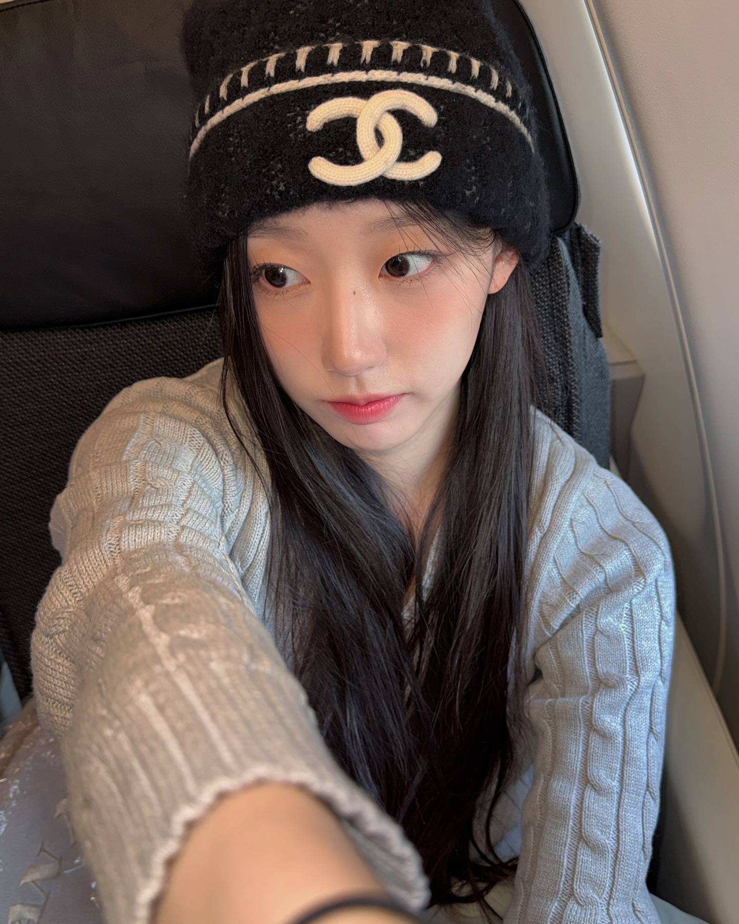 핏한 비니가 안어울린다면?
얼굴이 작아 보이는 통 큰 비니로 Pick✔️ 이미지4
