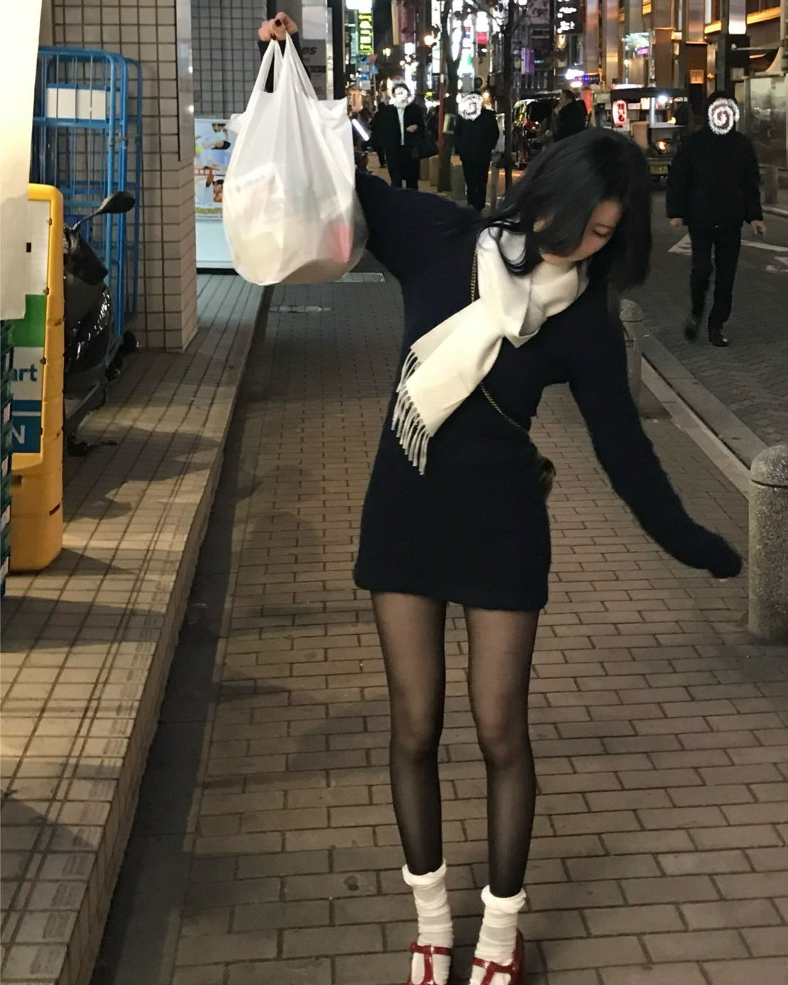 떠오르는 사복 강자🖤✨베몬 아사
아사의 타고난 미감이 돋보이는 사복 스타일링 모음.zip 이미지2