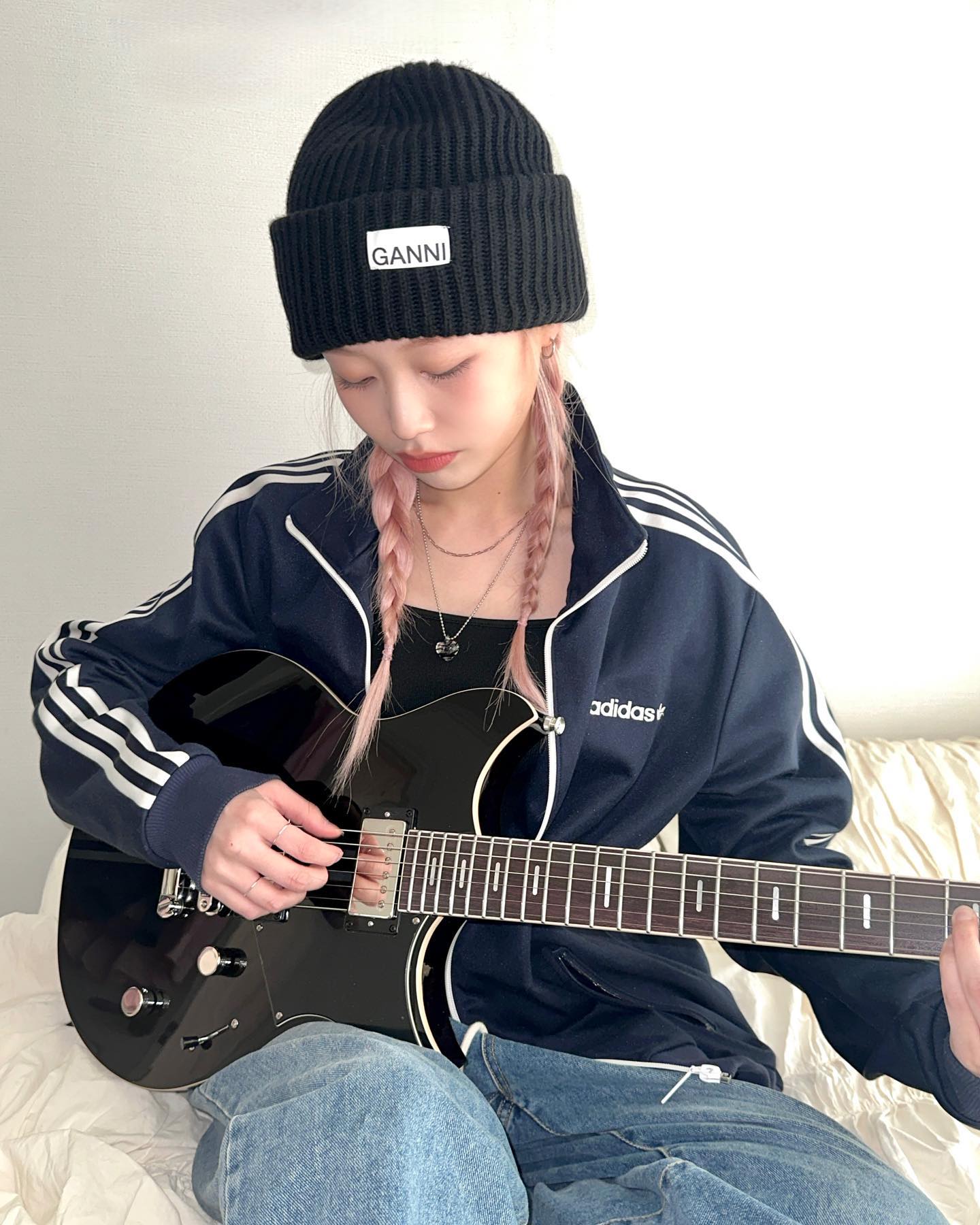 핏한 비니가 안어울린다면?
얼굴이 작아 보이는 통 큰 비니로 Pick✔️ 이미지9