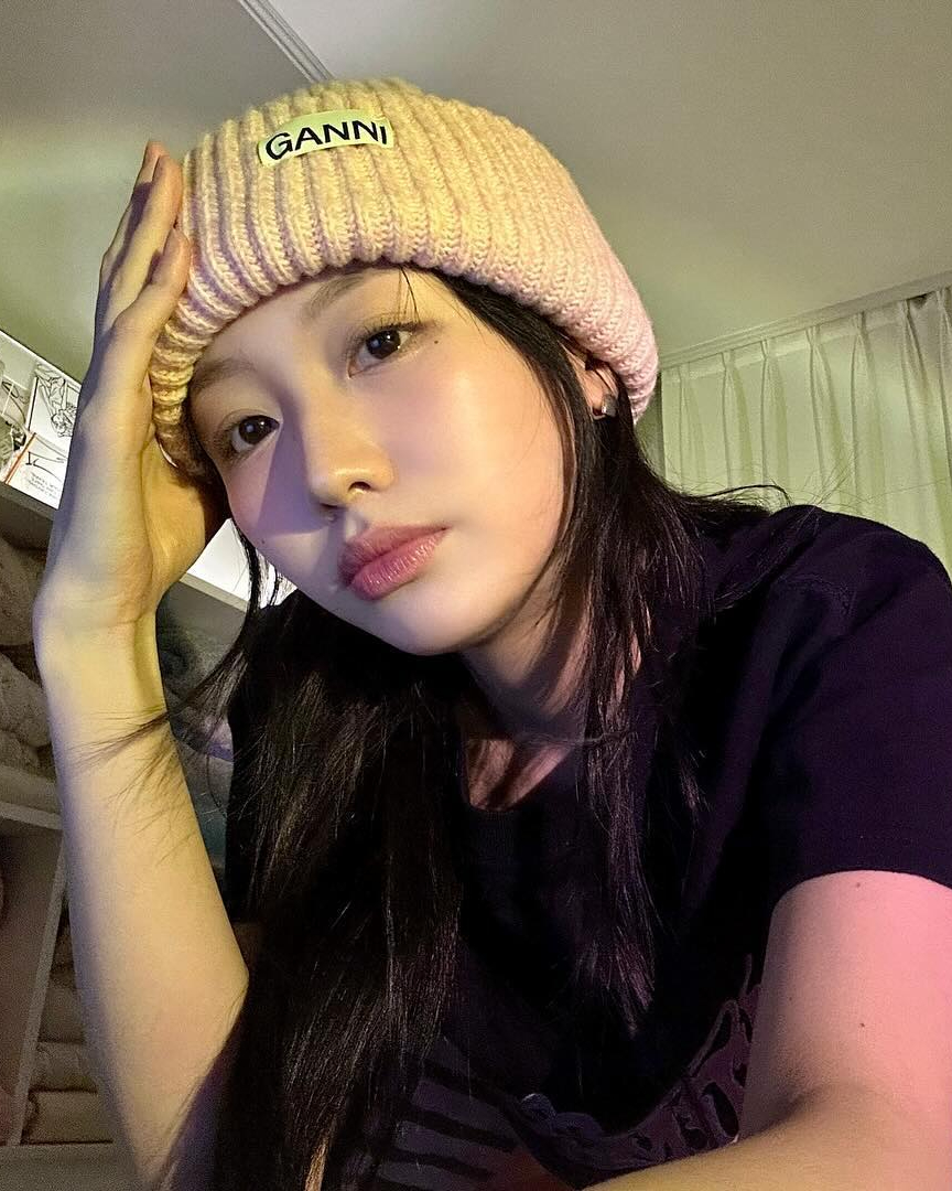 핏한 비니가 안어울린다면?
얼굴이 작아 보이는 통 큰 비니로 Pick✔️ 이미지6