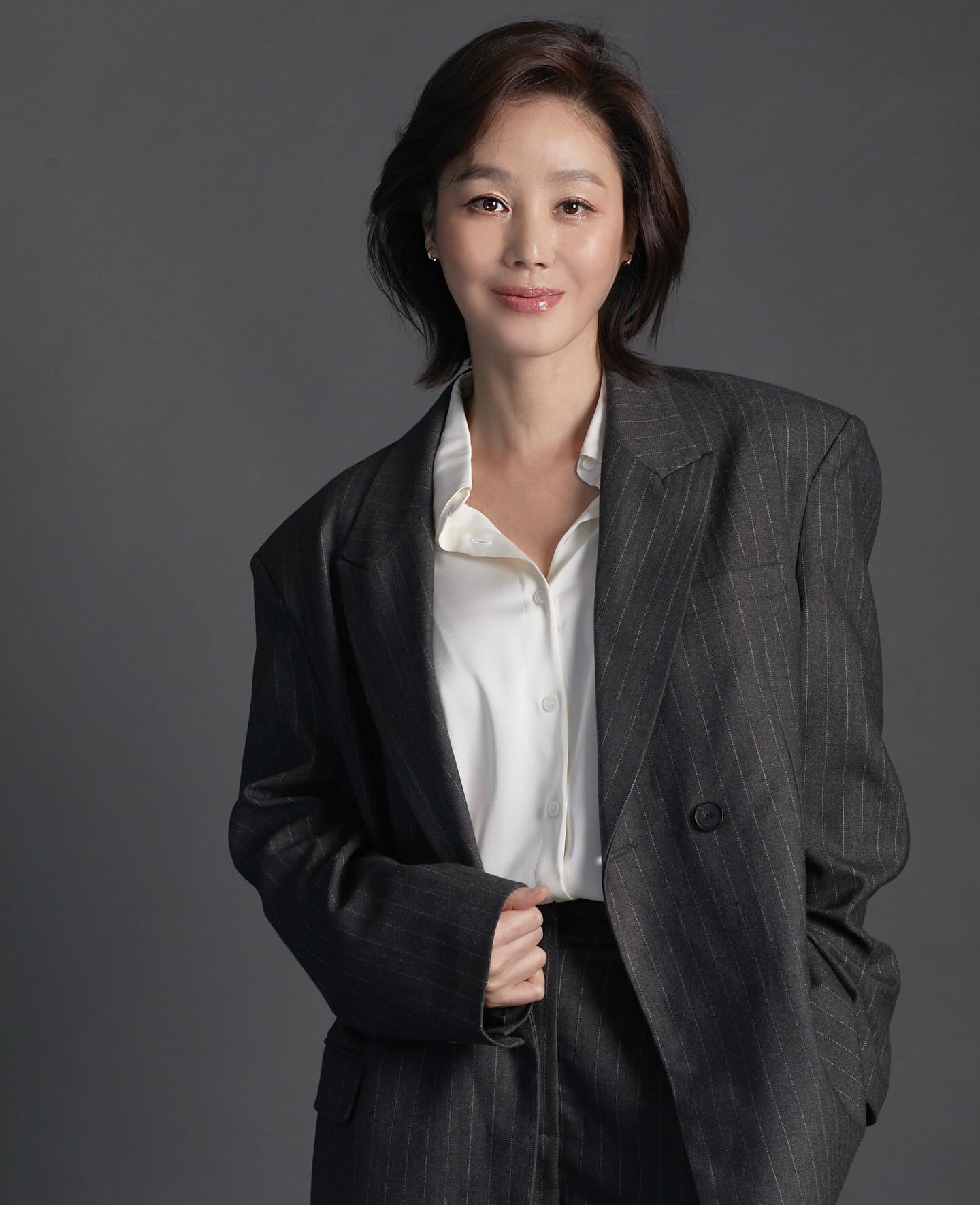 포스가 남다른 미코 출신 배우들✨
돋보적인 매력의 미스코리아 출신 배우 5
1. 김성령
2. 고현정
3. 이하늬
4. 김사랑
5. 이보영 이미지6