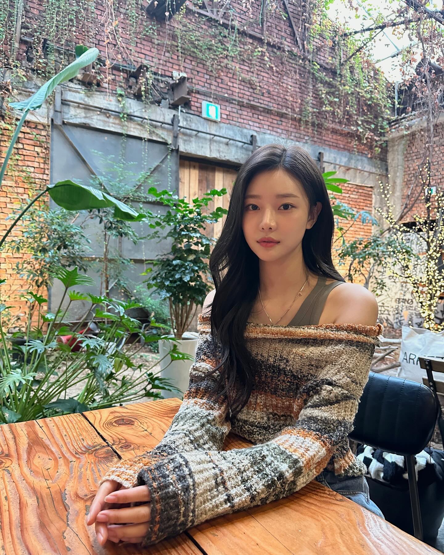솔로지옥4 인기녀❤️‍🔥이시안
이주빈 닮은꼴로 유명한 그녀의 일상룩 모아보기✨ 이미지6