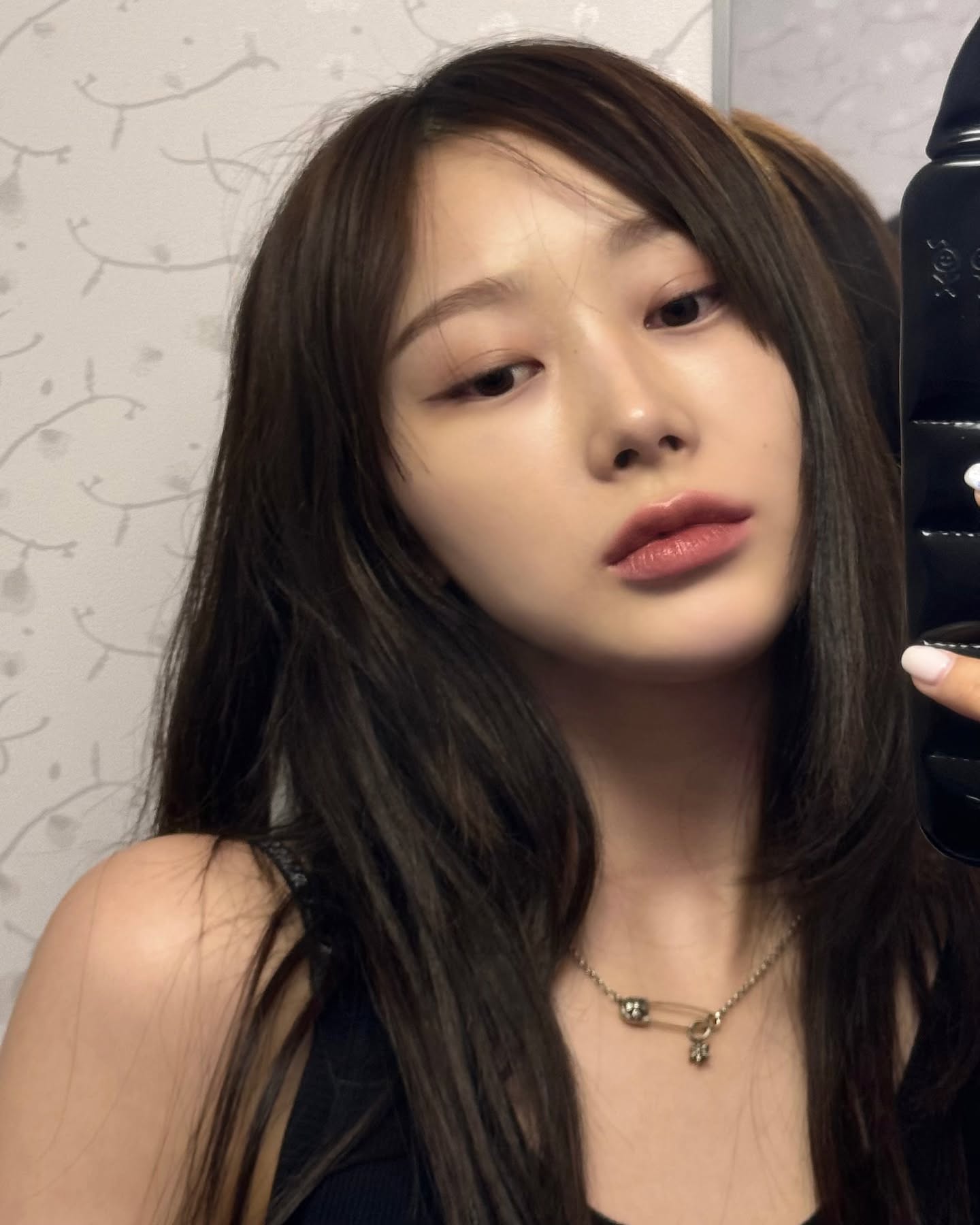 섹시한 교포미가 매력인 여돌 4✨
핫걸 바이브로 유명한 여자아이돌들을 모아모아❤️‍🔥

1. 에스파 지젤
2. 미야오 가원
3. 블랙핑크 로제
4. 캣츠아이 윤채 이미지