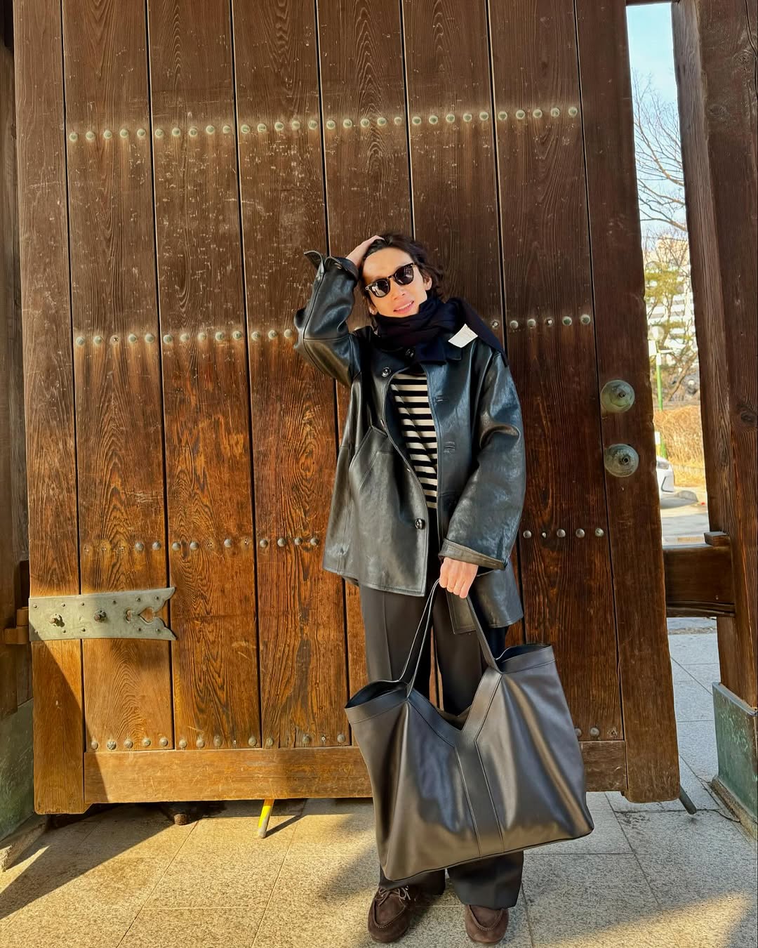 레더백은 스프링태규 형님처럼💼 이미지