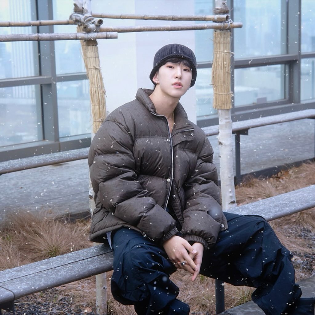 패딩도 끝판왕인 크롬하츠🔥☠️ 이미지2