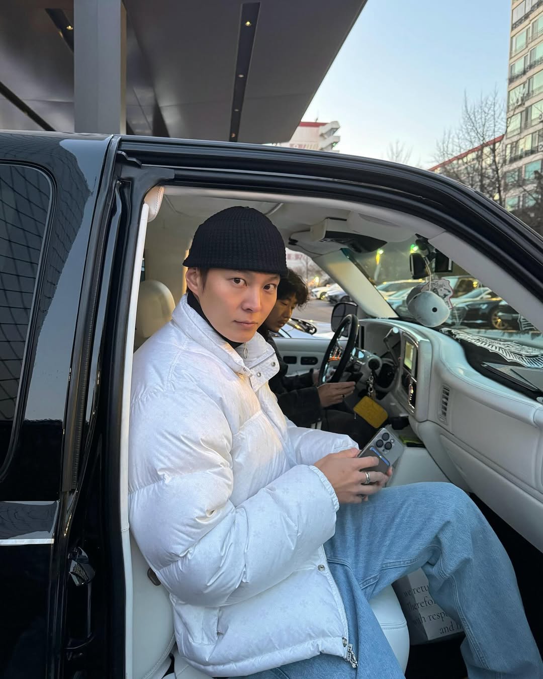 패딩도 끝판왕인 크롬하츠🔥☠️ 이미지3