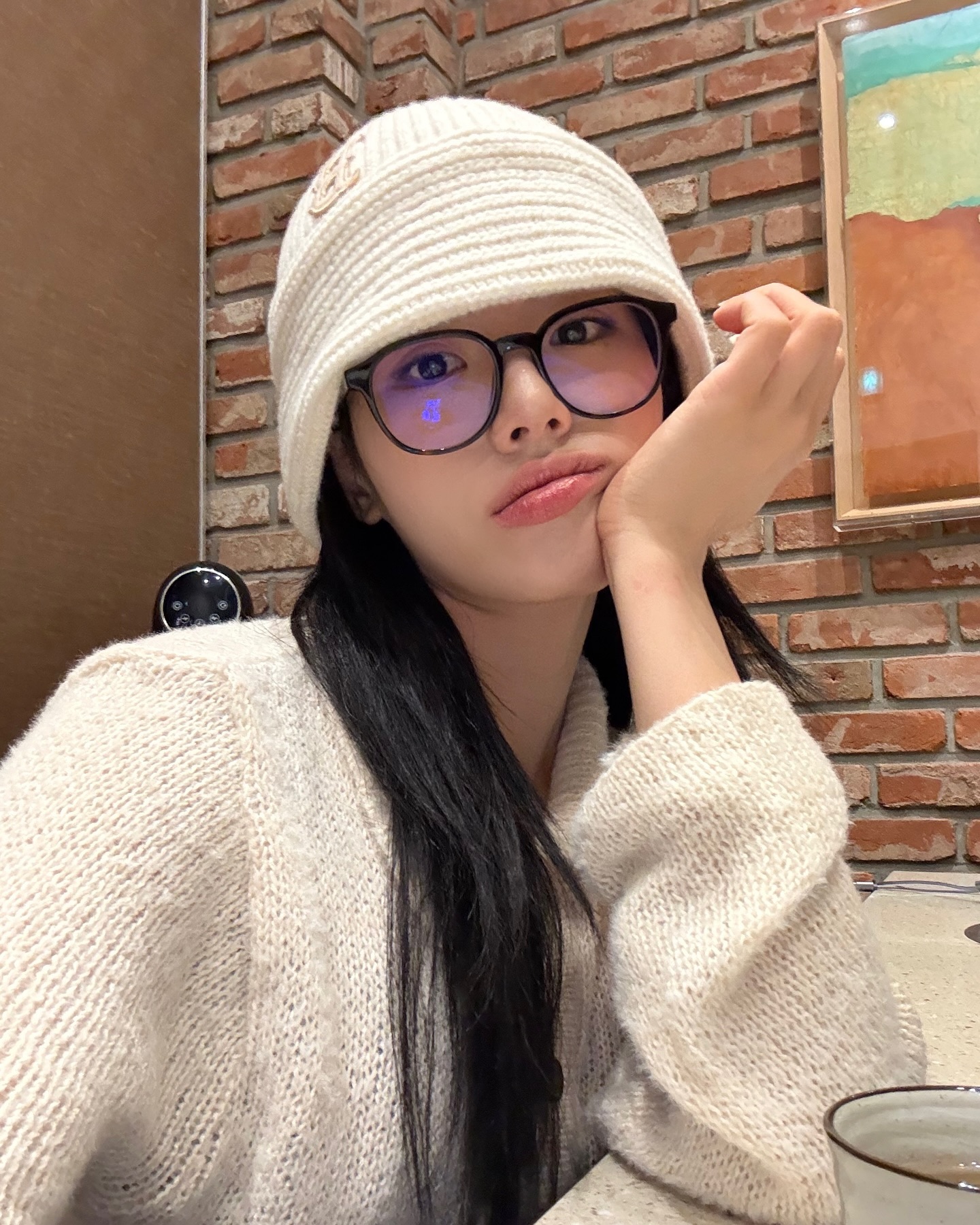 청순한 듯 세련된🤍✨화이트 니트 이미지4