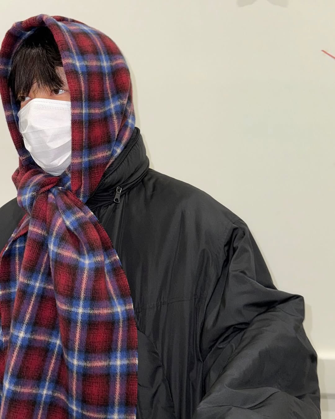 동‘휘’형의 ‘휘’감기 패션🧣 이미지6