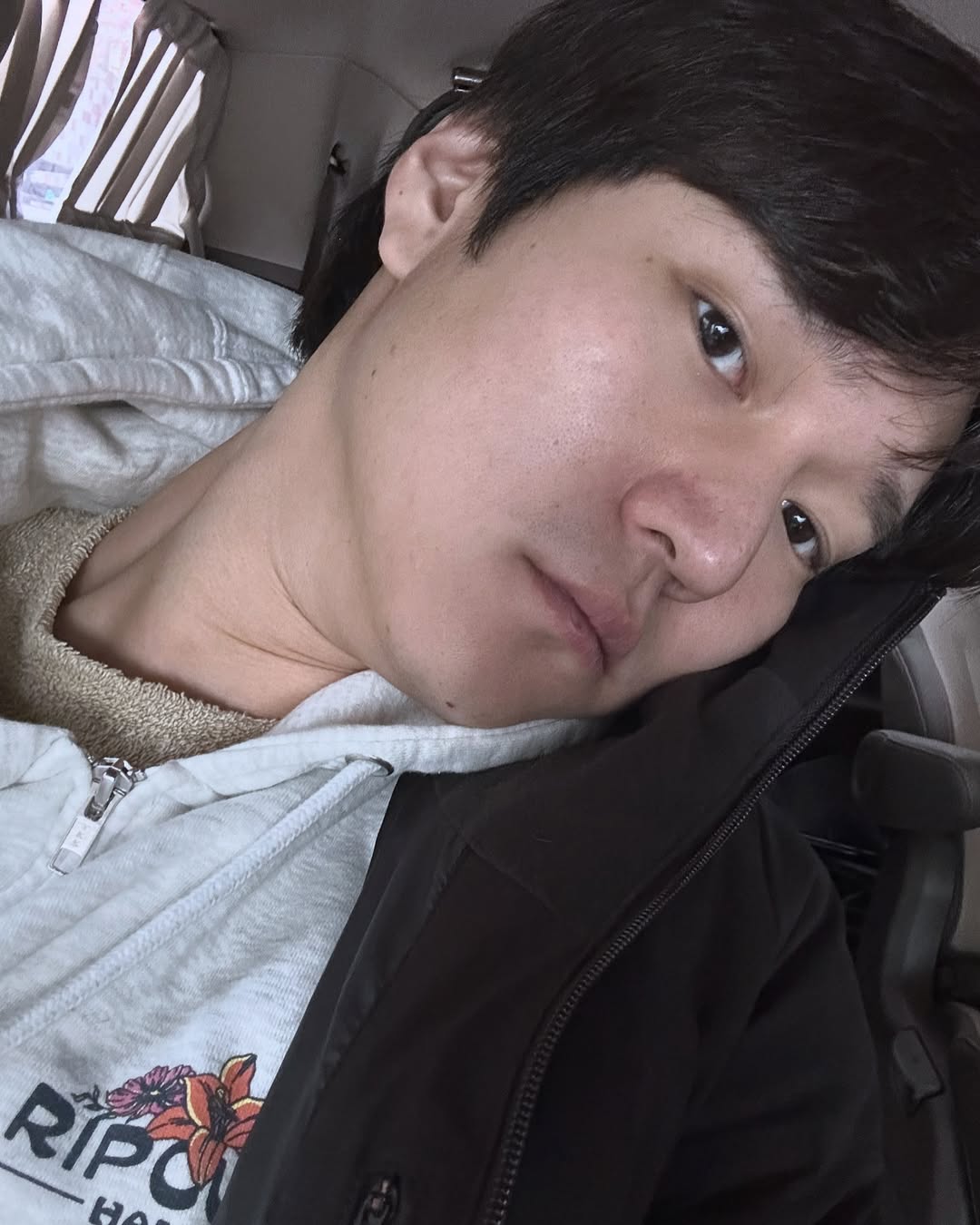 겹쳐 입기 좋은 회색후드👻 이미지