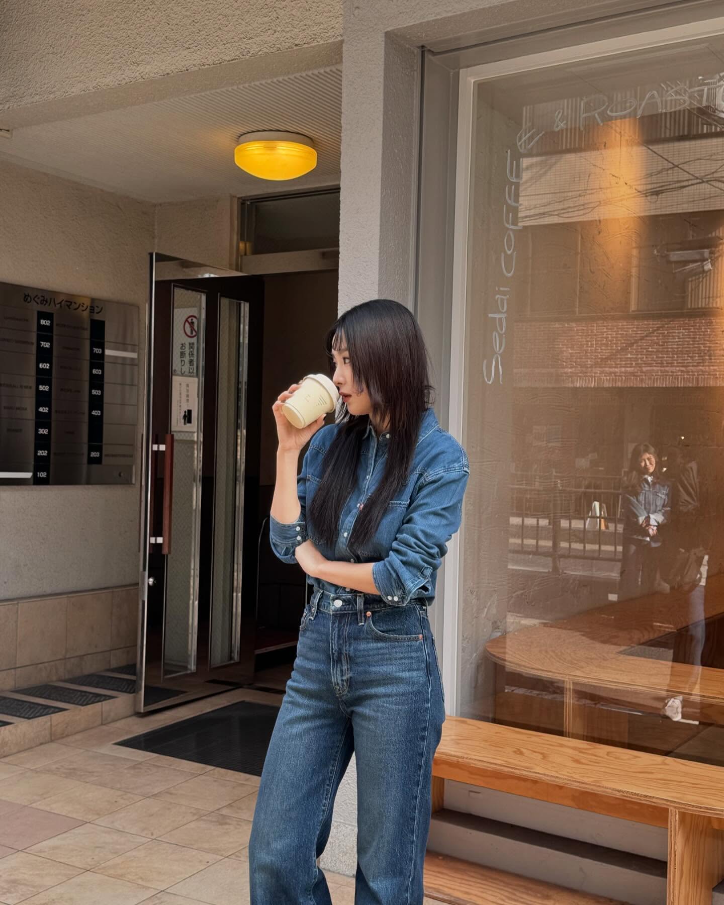 호불호 없는💙👖청청 코디 이미지5