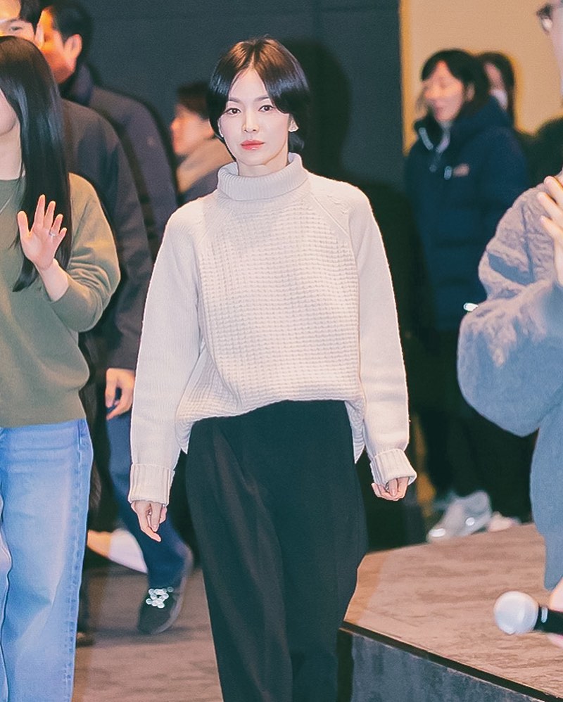 예쁜 두상 숏컷💇🏻‍♀️혜교언니 톰보이룩 이미지6