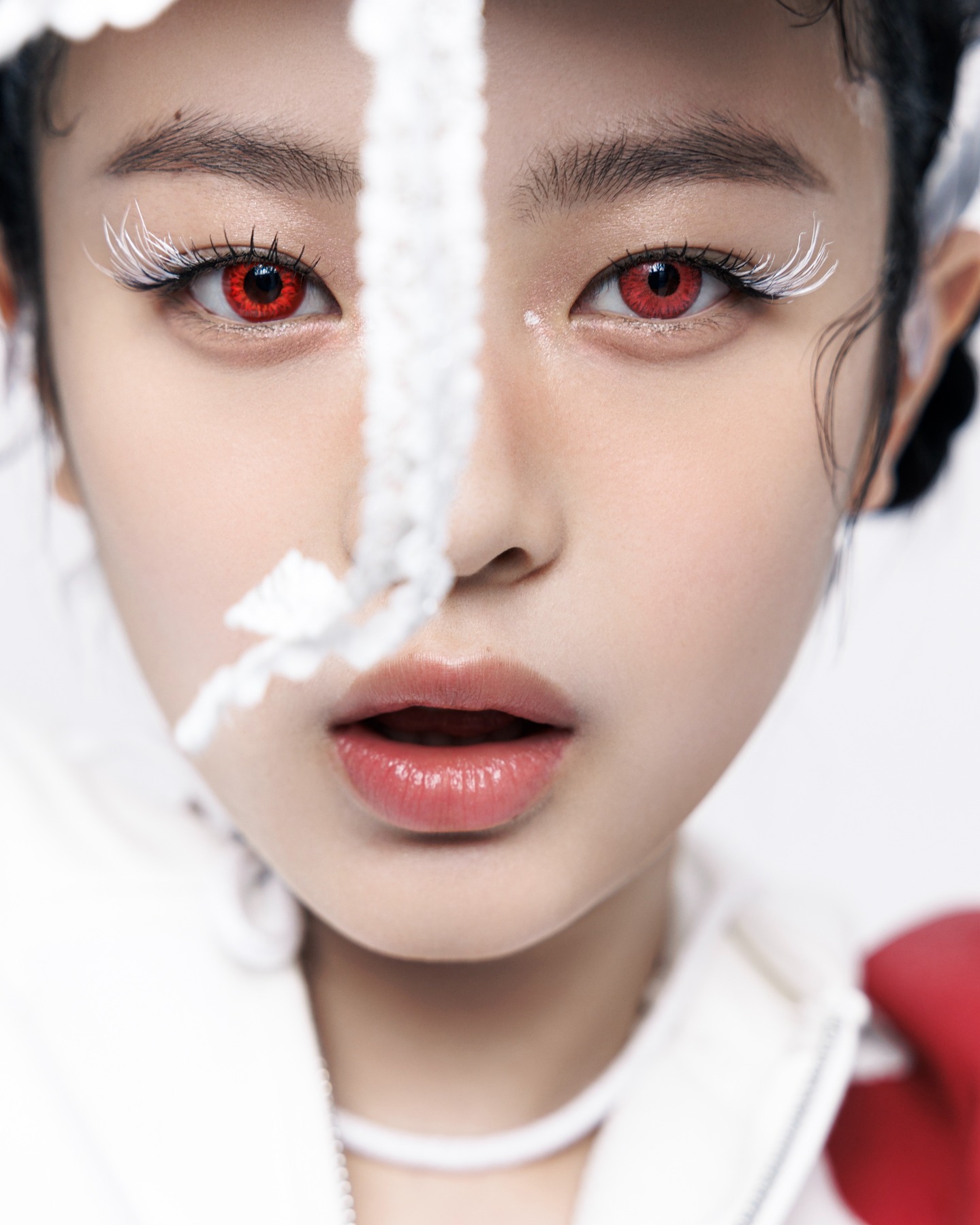 뉴진스의 새 그룹명은 'NJZ'🤘🏻

새 이름을 찾던 그룹 뉴진스가 그룹명을 발표했습니다. 새 이름은 'NJZ(엔제이지)'로, 3월 홍콩에서 열리는 '컴플렉스콘 홍콩(ComplexCon Hong Kong)' 라인업에 이름을 올렸습니다.

컴플렉스콘 측은 SNS에 " 민지,하니,다니엘,해린,혜인의 새로운 그룹명 NJZ 2025년 엔제이지와 함께하게 될 깜짝 놀랄 여정을 기대해 주세요!"라며 위 사실을 알렸습니다. 새 그룹명 NJZ로 어떤 모습을 보여줄까요? 이미지6