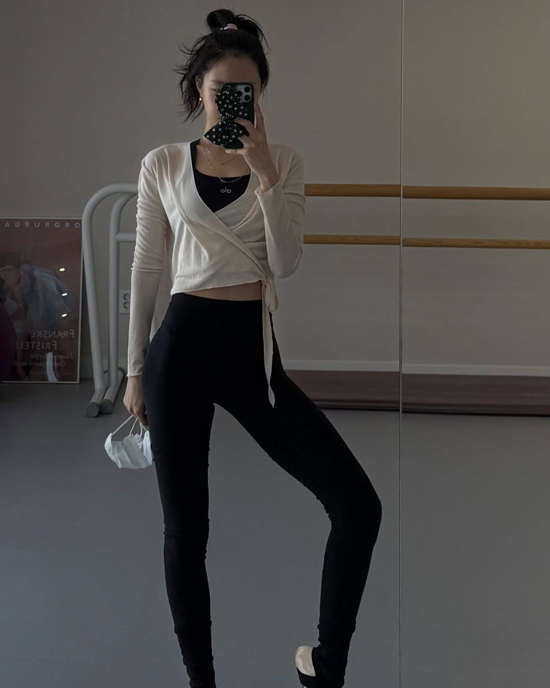 25년 손나 운동할 자극🖤🔥손나핏 이미지