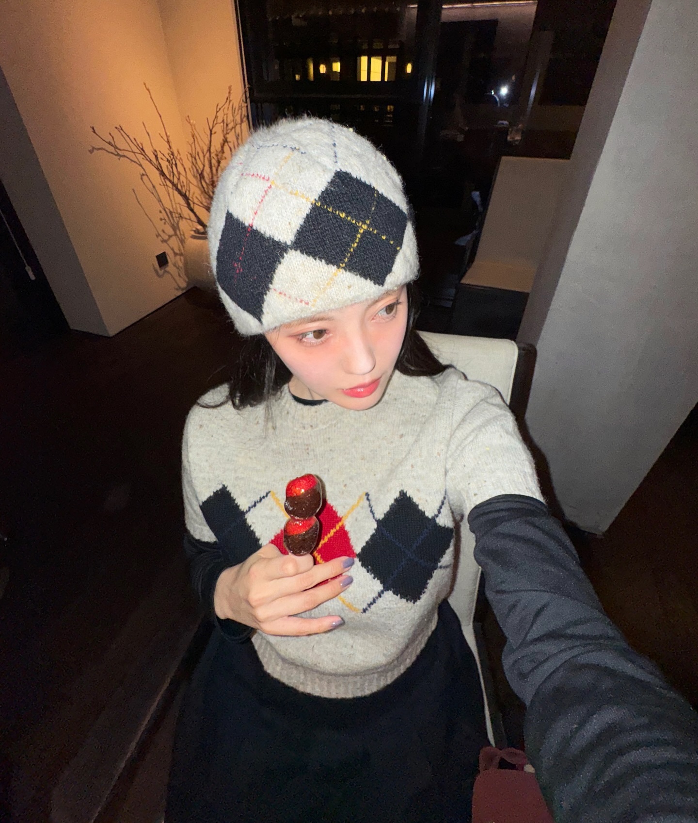 귀여운 모자는 기부니 조크든요💘
얼마 남지 않은 겨울, 유니크한 비니로 즐기기✔️ 이미지6