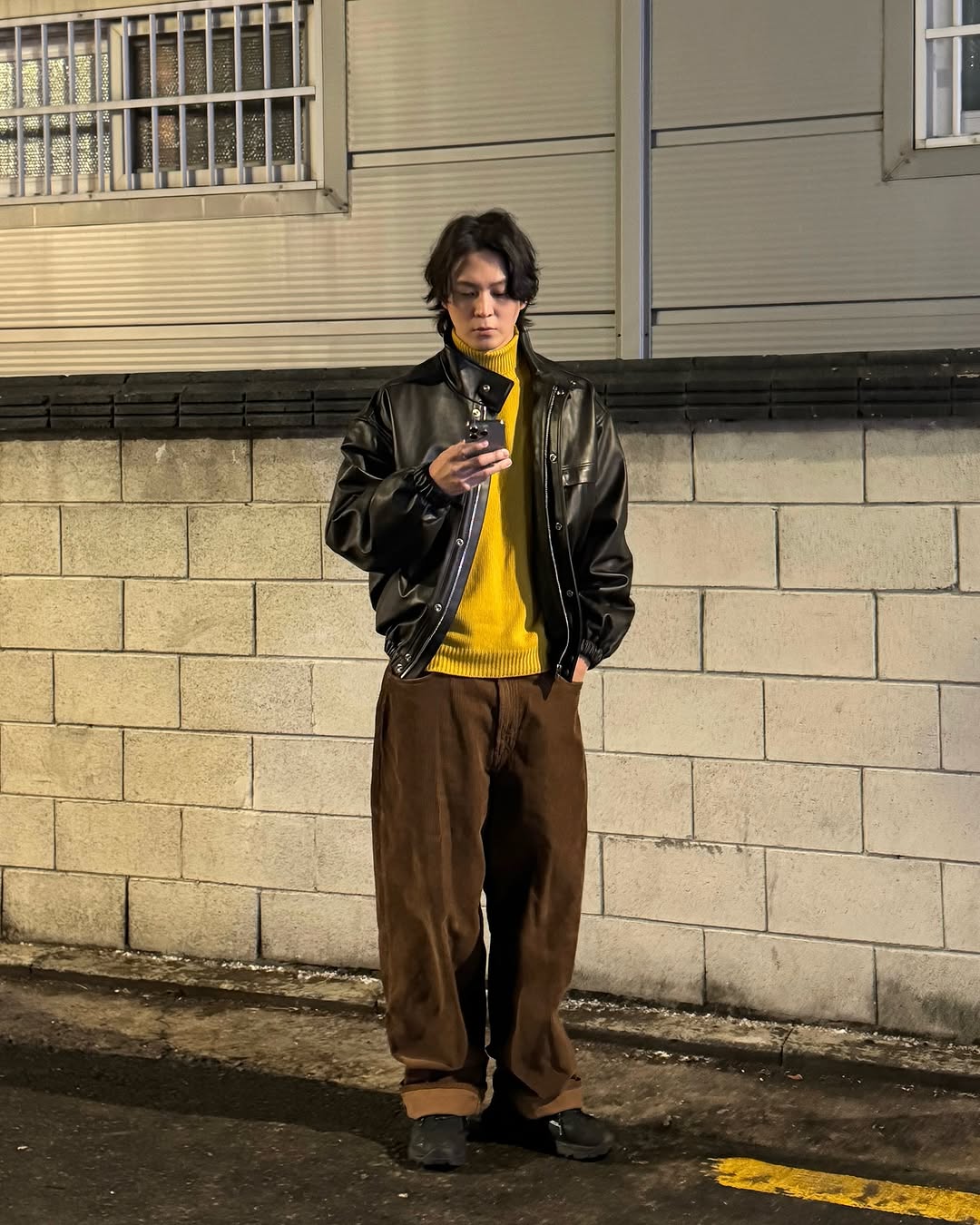 따뜻한 멋이 좋은 브라운팬츠👖
포근한 브라운 팬츠 하나로 따뜻함과 멋을 동시에 챙겨보세요🍂 이미지2