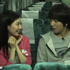우결 최애커플 골라보기👩‍❤️‍👨

'우리 결혼했어요' 프로그램은 한때 큰 화제를 일으키며 많은 이들의 관심을 끌었던 인기 프로그램이었죠. 그중에서도 특히 시청자들의 뜨거운 사랑을 받았던 커플들이 있었는데요. 오늘은 그 당시 많은 이들의 마음을 설레게 했던 커플들을 모아봤습니다. @여러분들의 최애 커플은 누구였나요?🩷

1. 조권 x 가인
2. 정용화 x 서현
3. 육성재 x 조이
4. 이장우 x 함은정
5. 김용준 x 황정음 이미지4